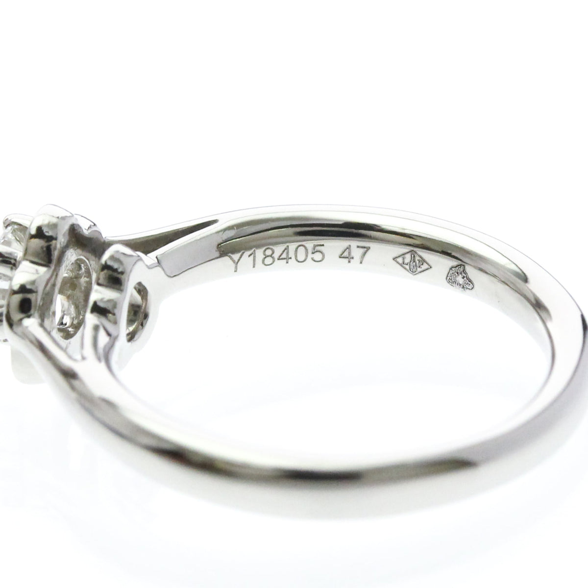 Chanel Camellia · Platinum · Diamond