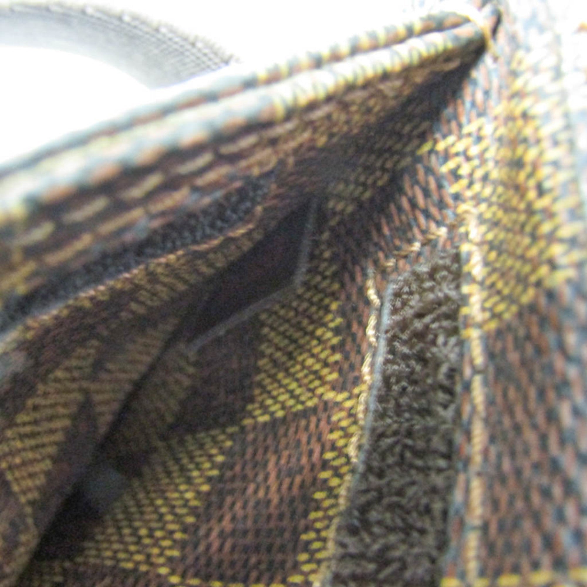 Louis Vuitton Damier Geronimos · Ebene