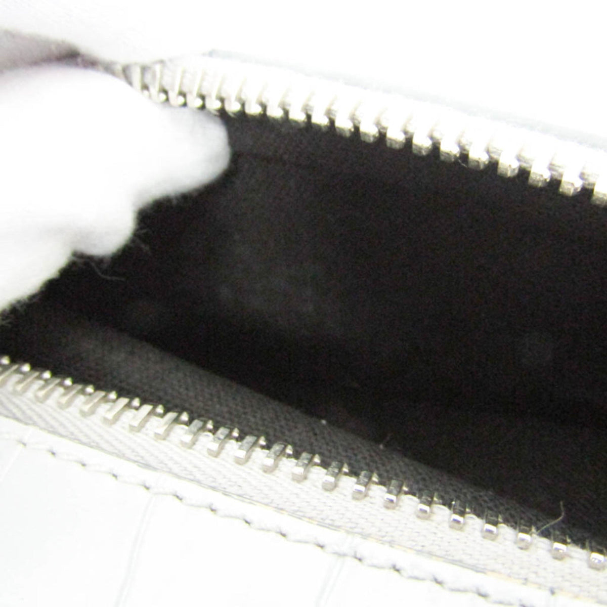 Givenchy Pandora Box Medium · Embossed Leather