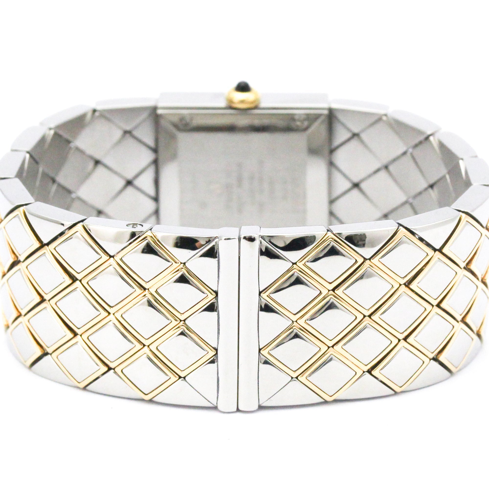 Chanel Matelasse · 18K Yellow Gold · Steel