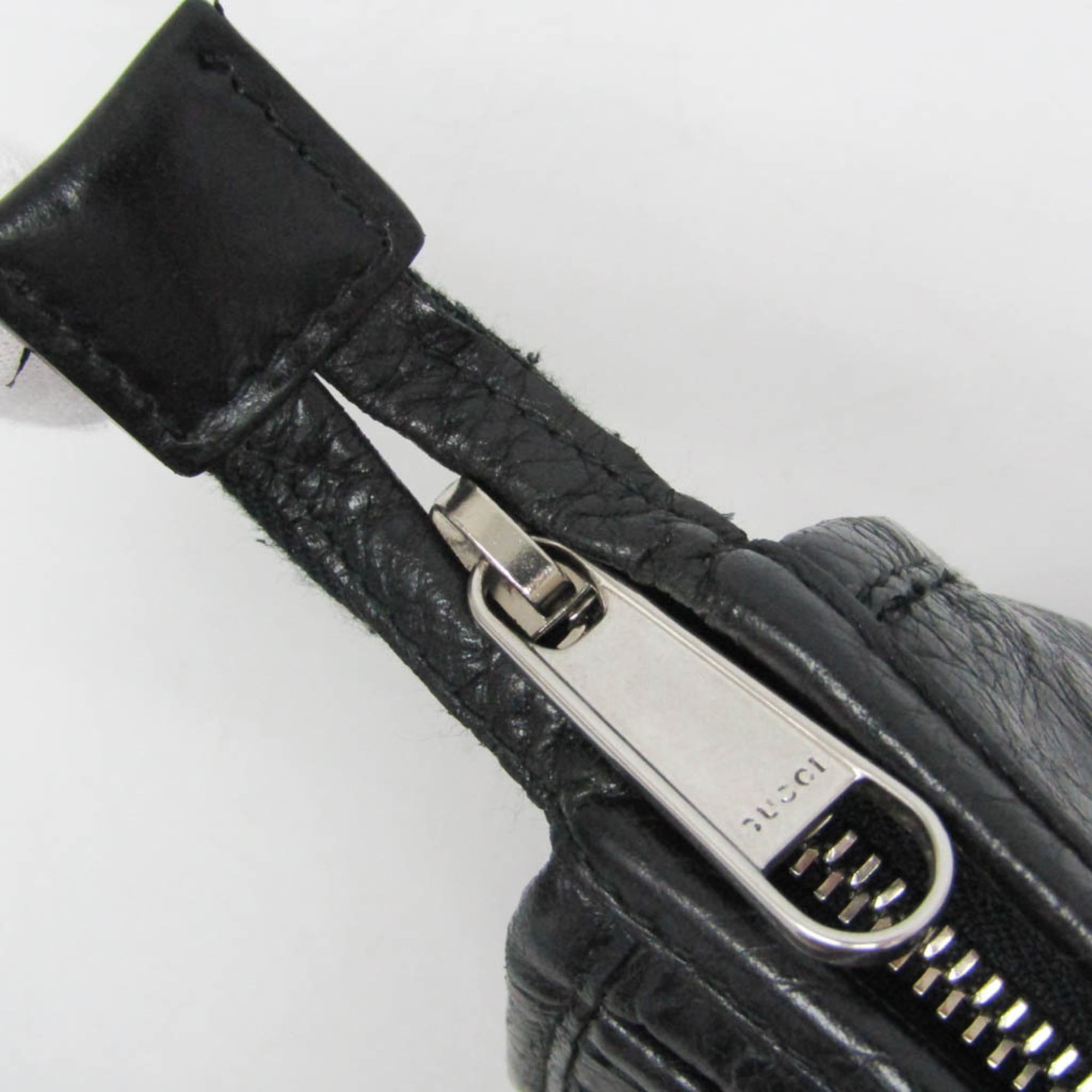 Gucci Interlocking · Leather Clutch