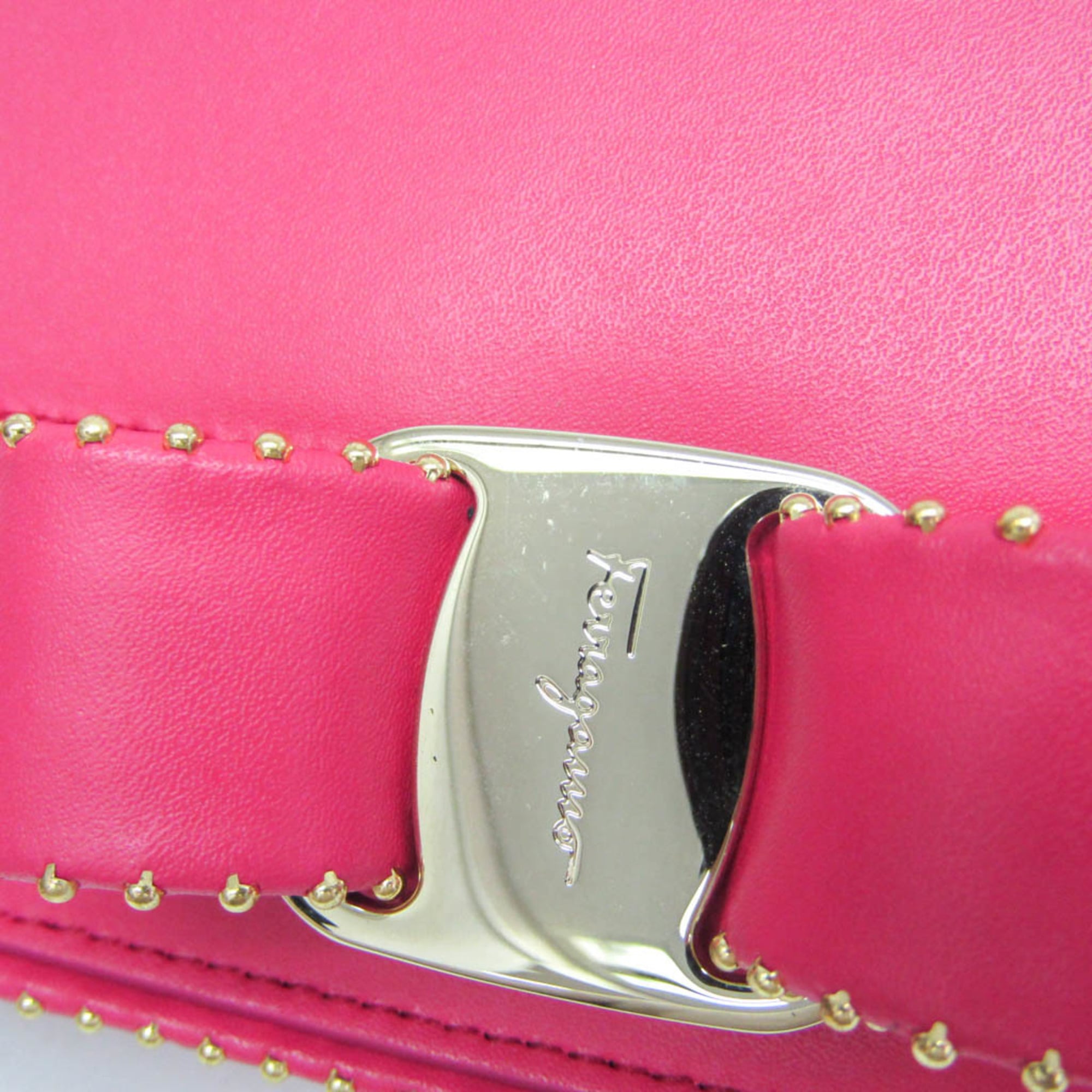 Salvatore Ferragamo Vara · Leather