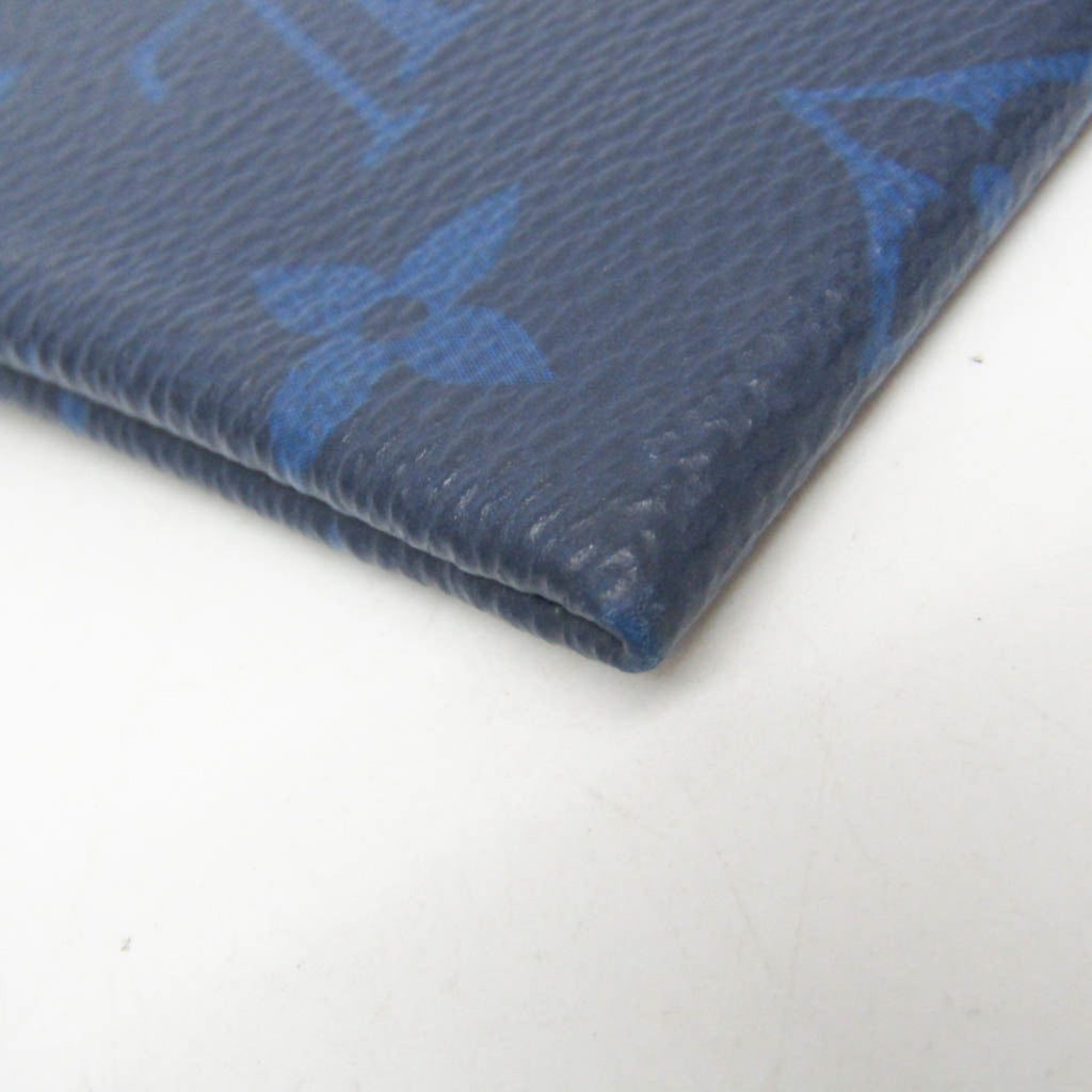 Louis Vuitton Taiga · Pochette Discovery PM