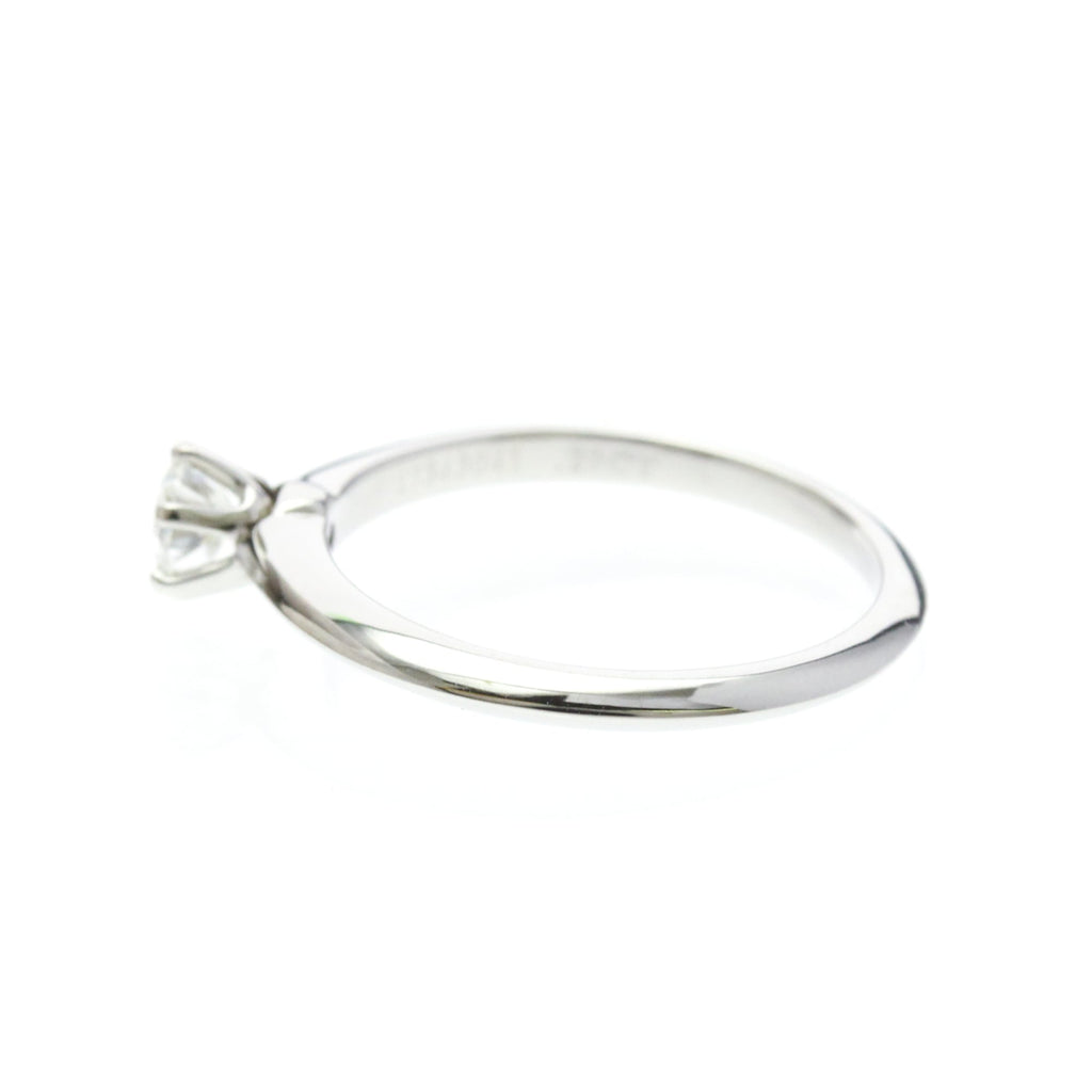Tiffany Solitaire · Platinum · Diamond