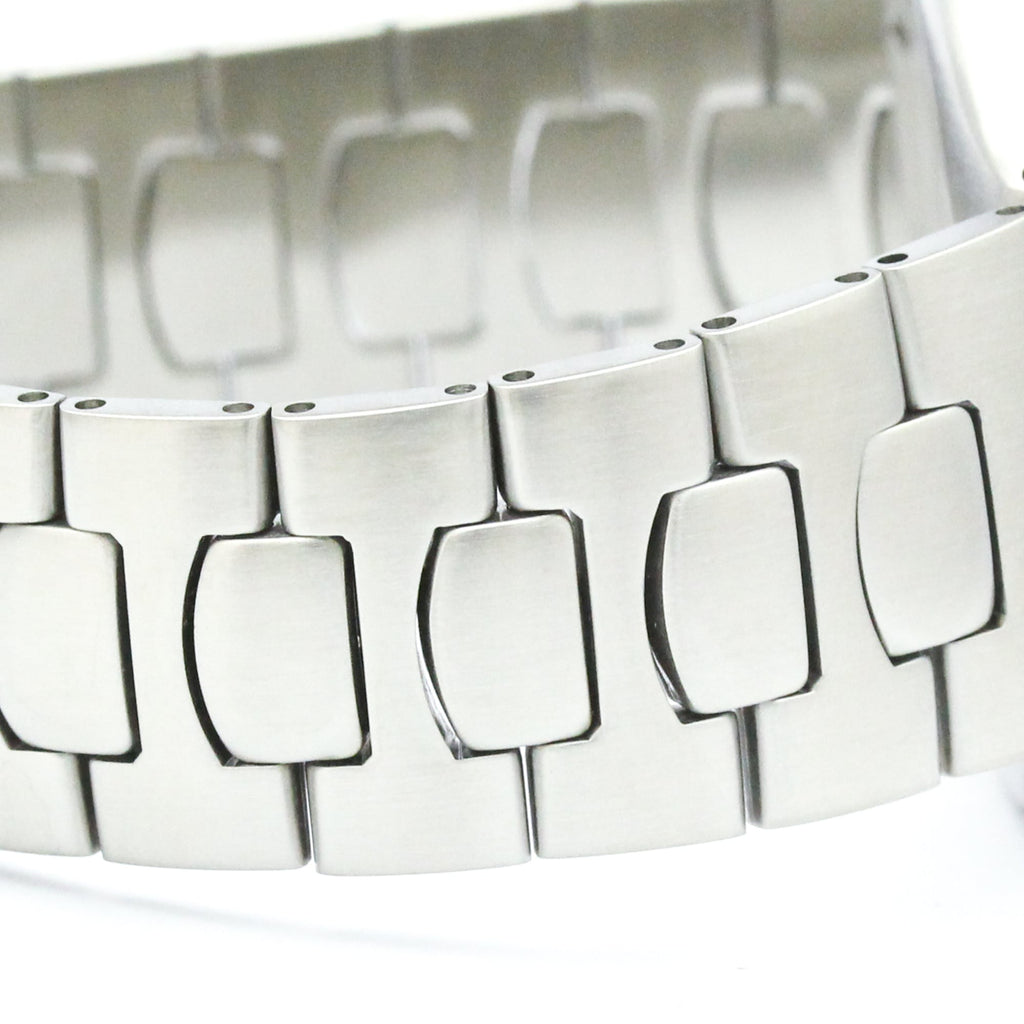 Omega Seamaster Professional 200M · Steel