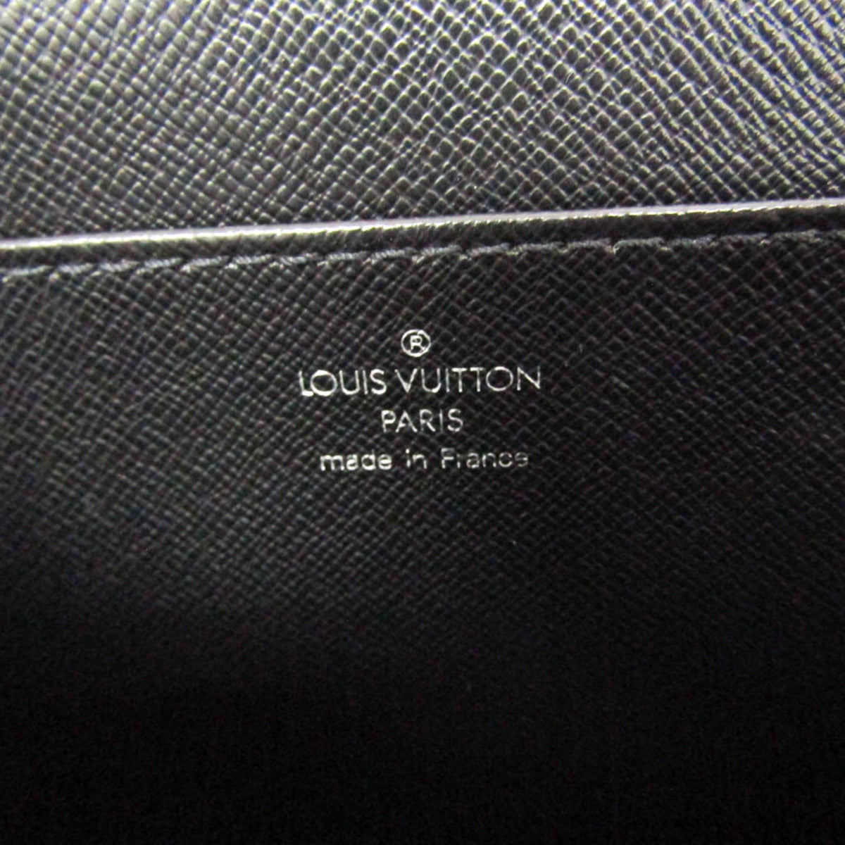 Louis Vuitton Taiga Moscow · Briefcase