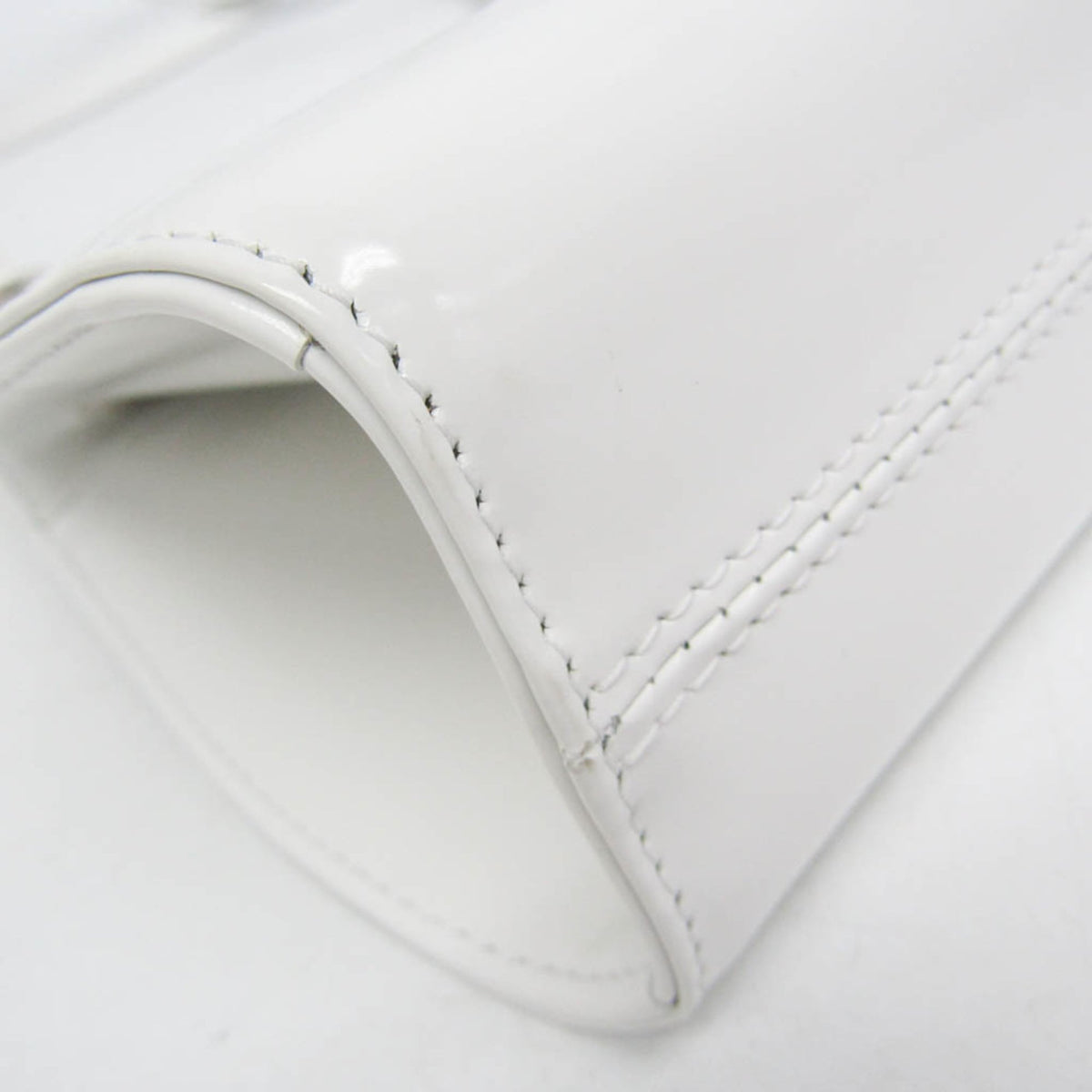 Salvatore Ferragamo Gancini · Leather