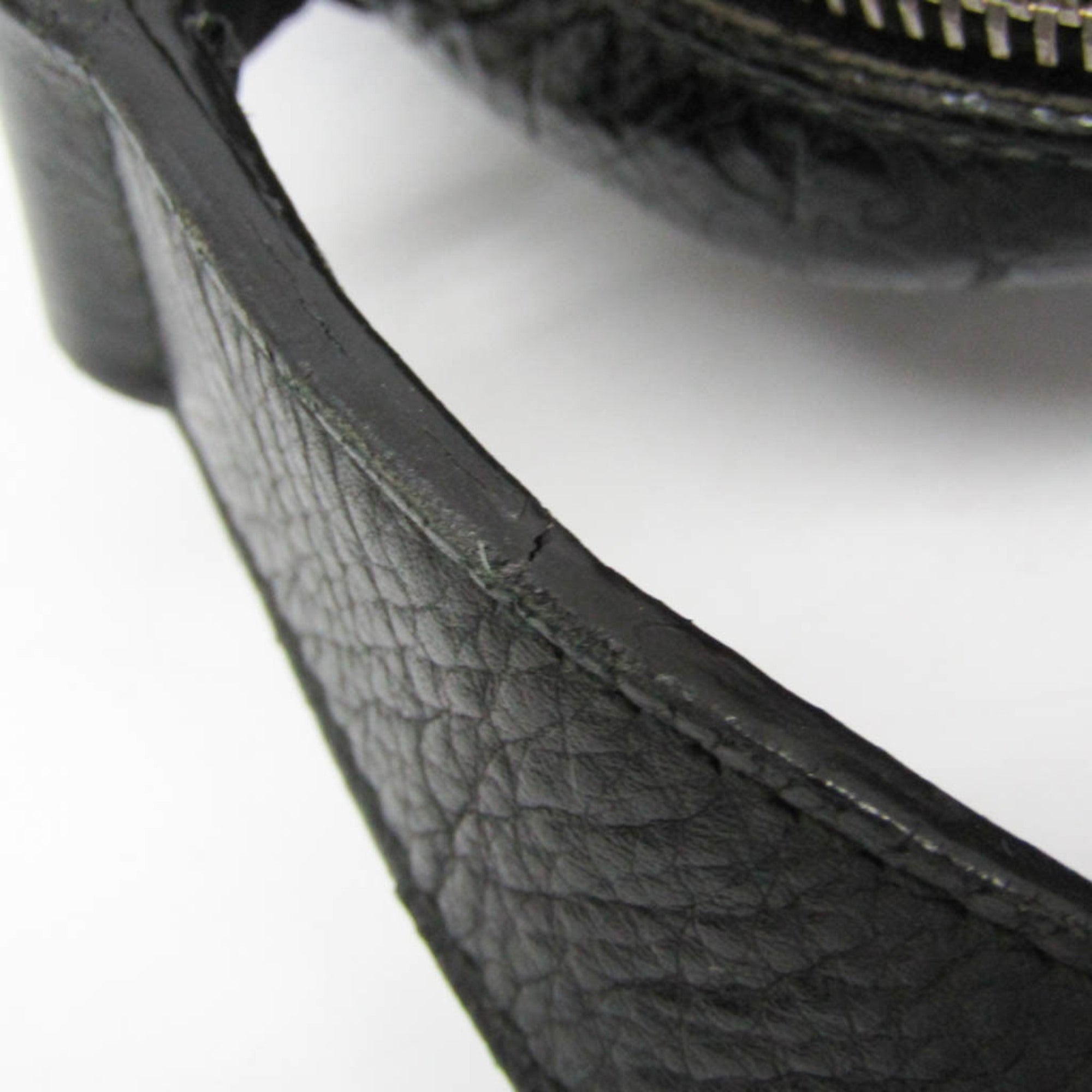 Gucci Guccissima · Embossed Leather