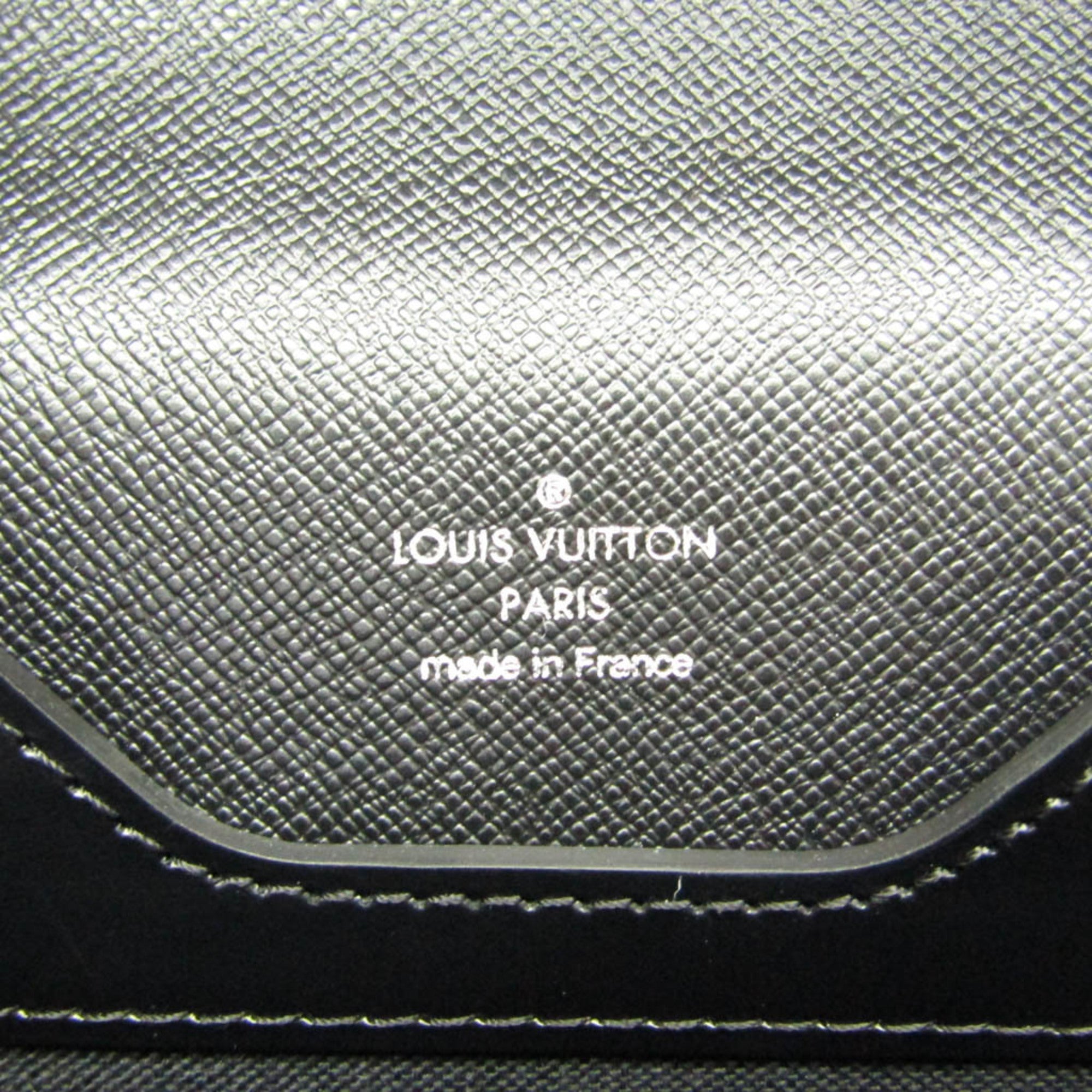 Louis Vuitton Serviette Robusto · Taiga