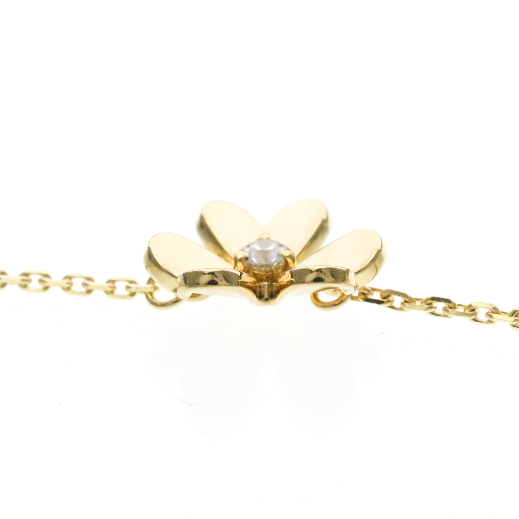Van Cleef & Arpels Frivole · 18K Yellow Gold