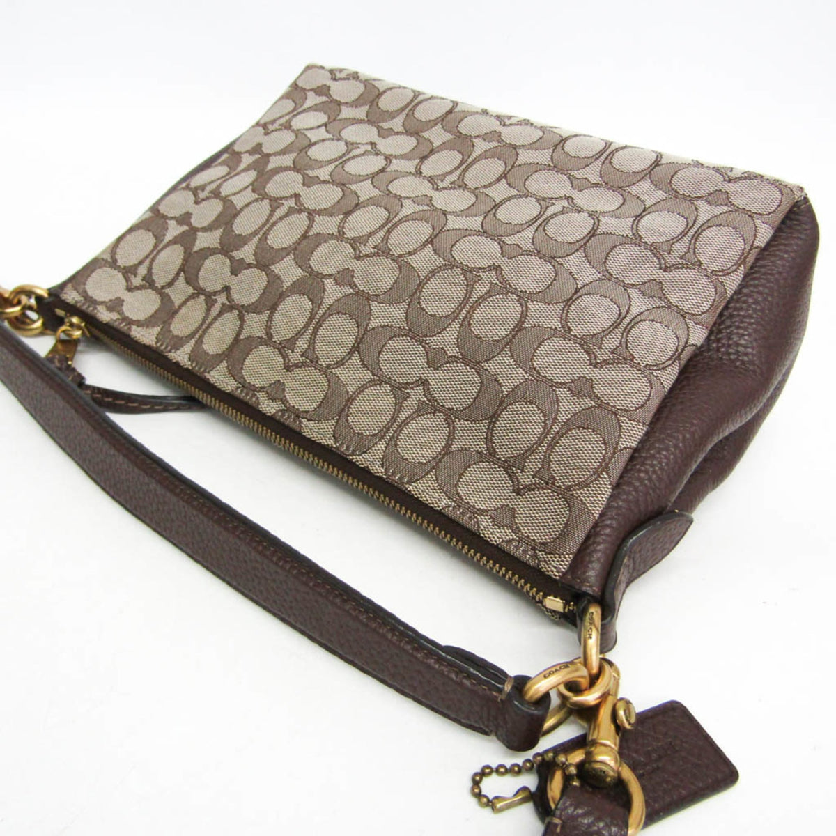 Coach Signature Shay · Crossbody