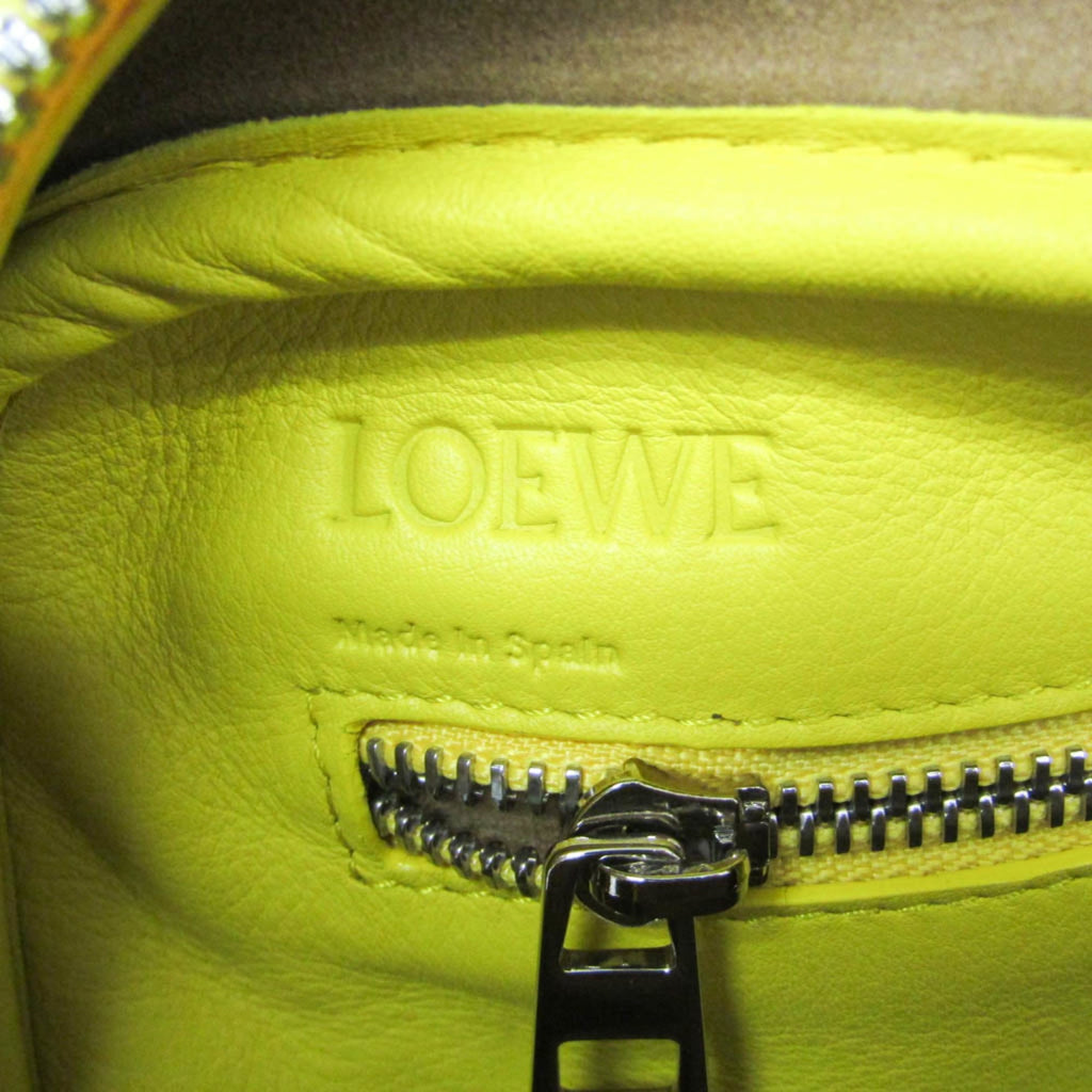 Loewe Amazona 75 · Calfskin