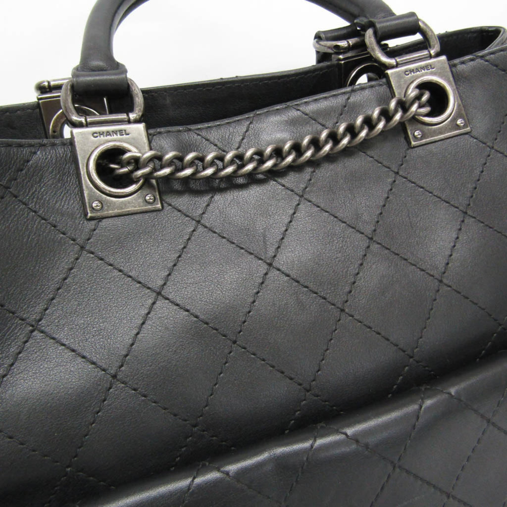 Chanel Diamond Stitch · Chain Shoulder