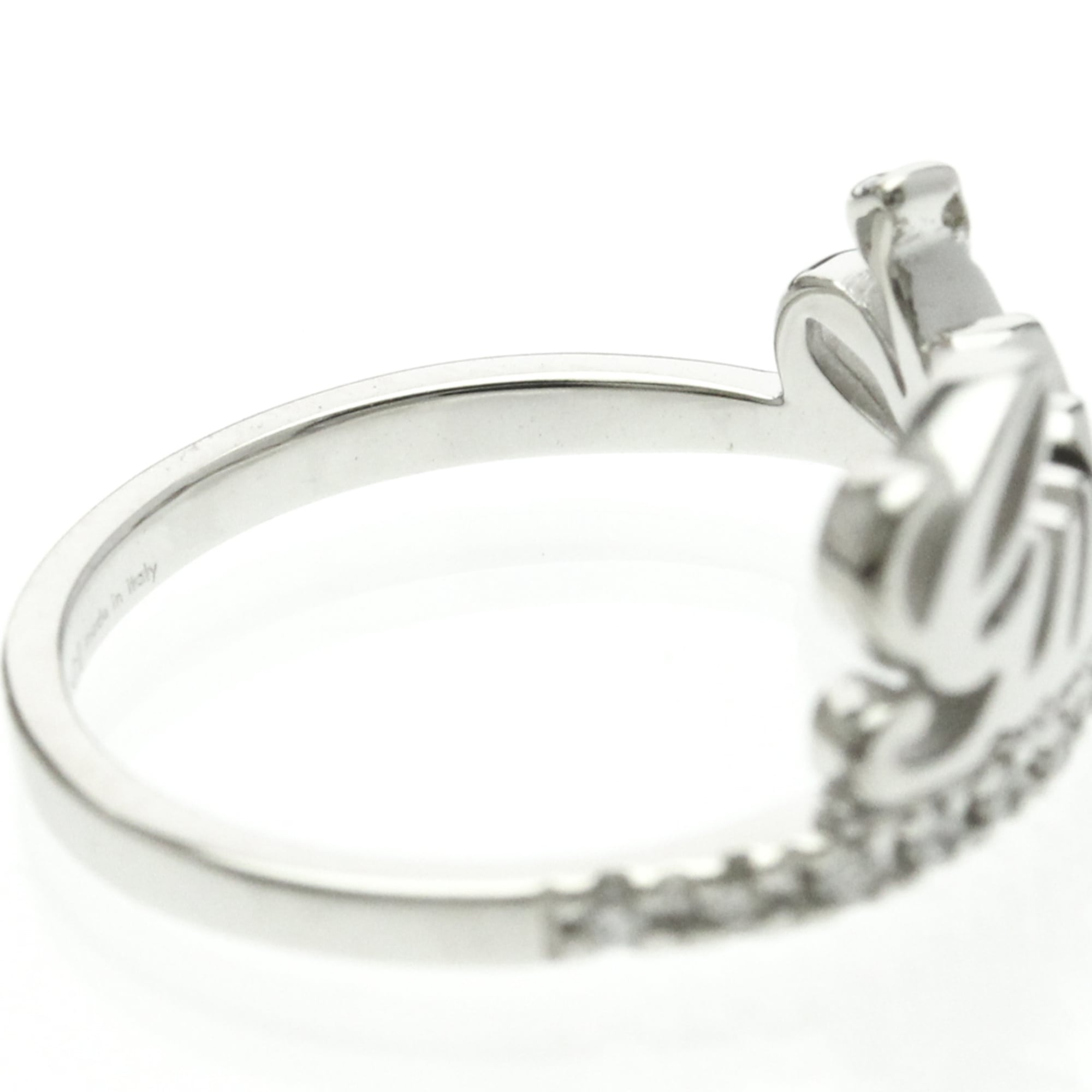 Gucci Logo Signature · 18K White Gold · Diamond