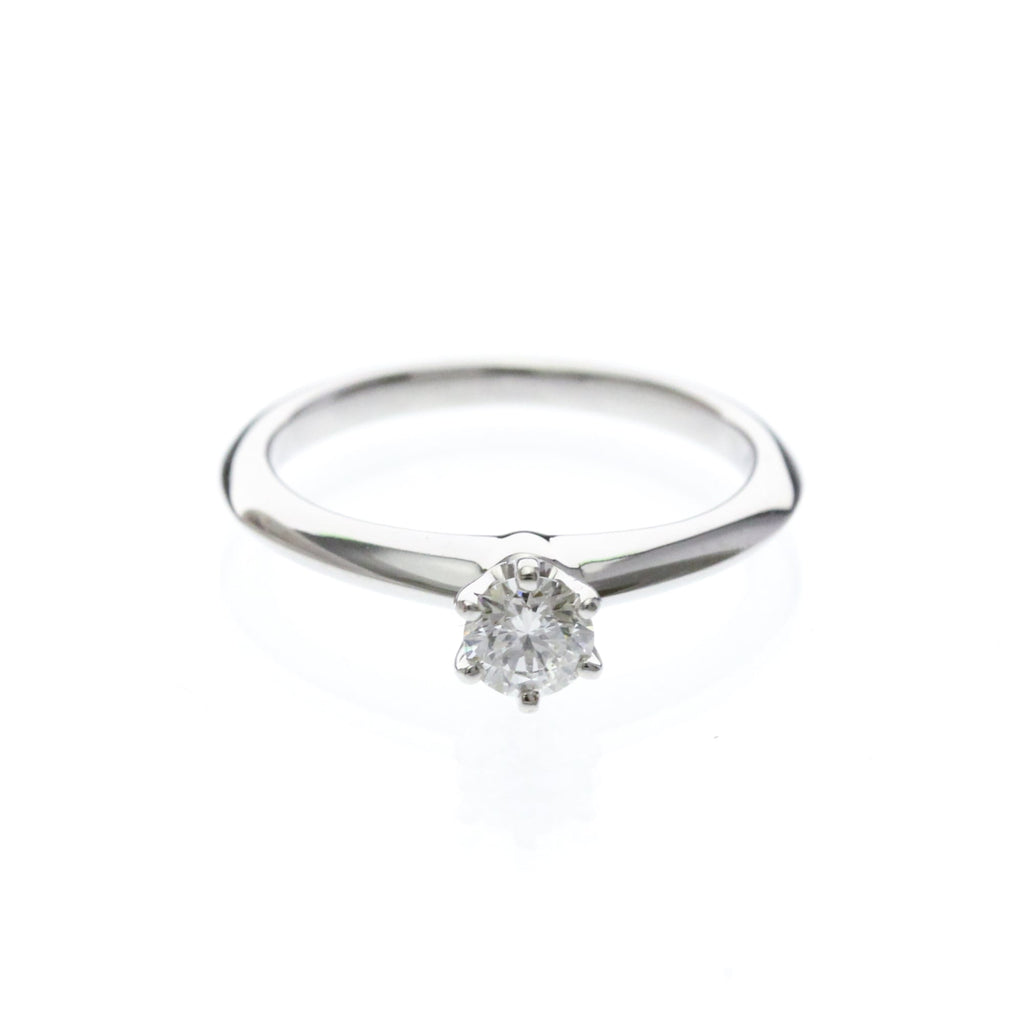 Tiffany Solitaire · Diamond · Platinum