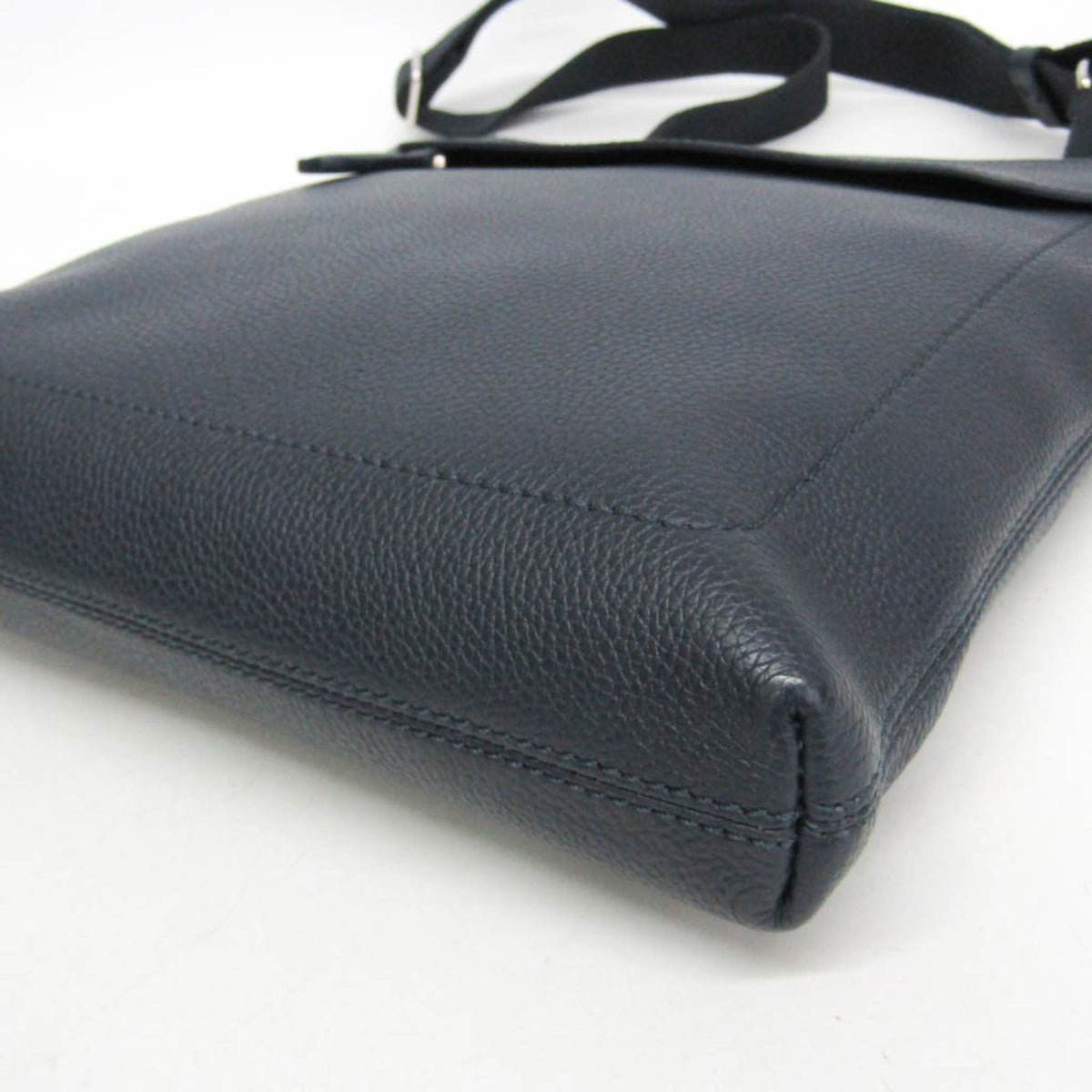 Dunhill Belgrave · Envelope Crossbody