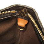 Louis Vuitton Cabas Mezzo · Monogram