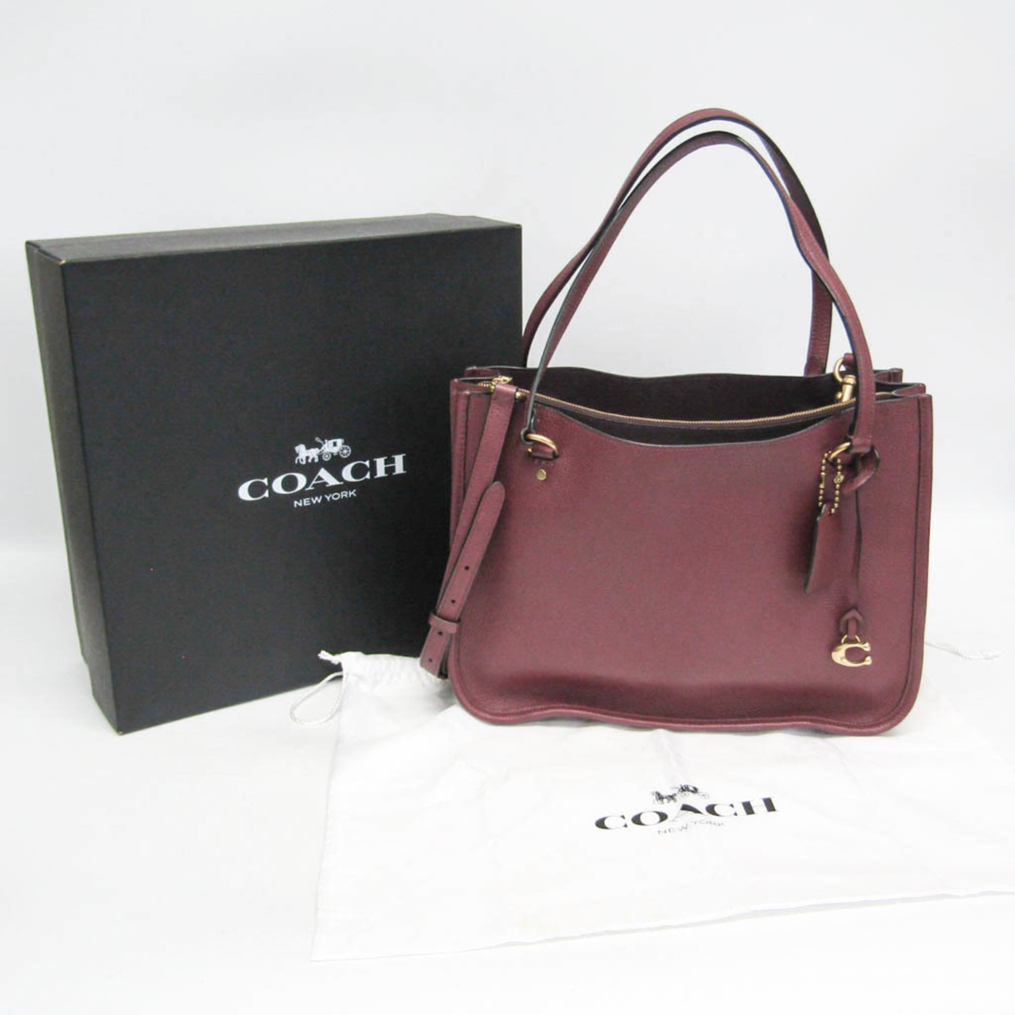 Coach Tyler Carryall · Leather