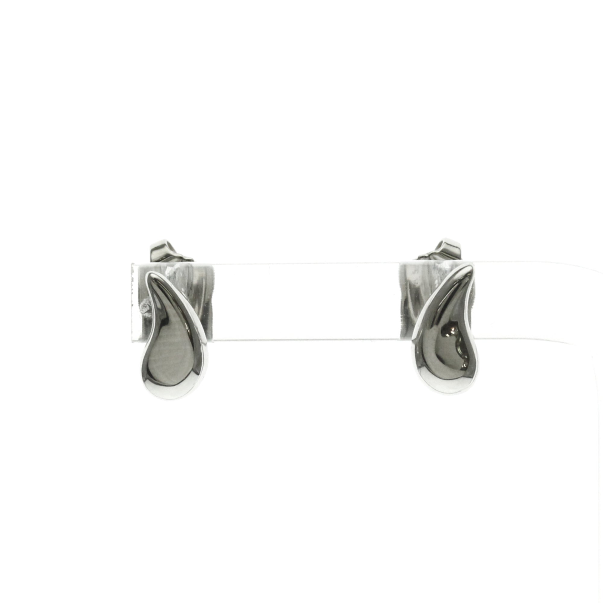 Tiffany Teardrop · Platinum