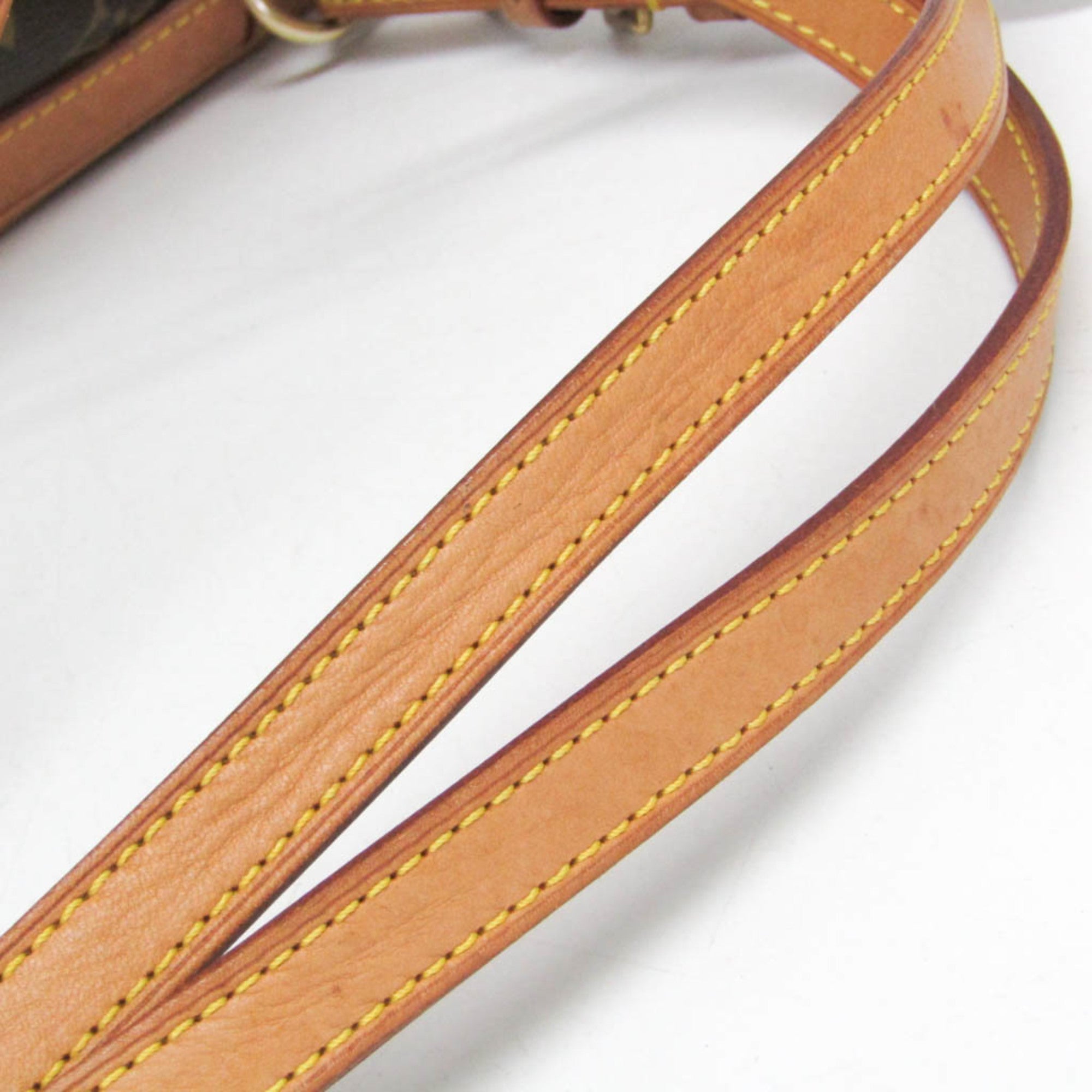 Louis Vuitton Mini Montsouris · Monogram