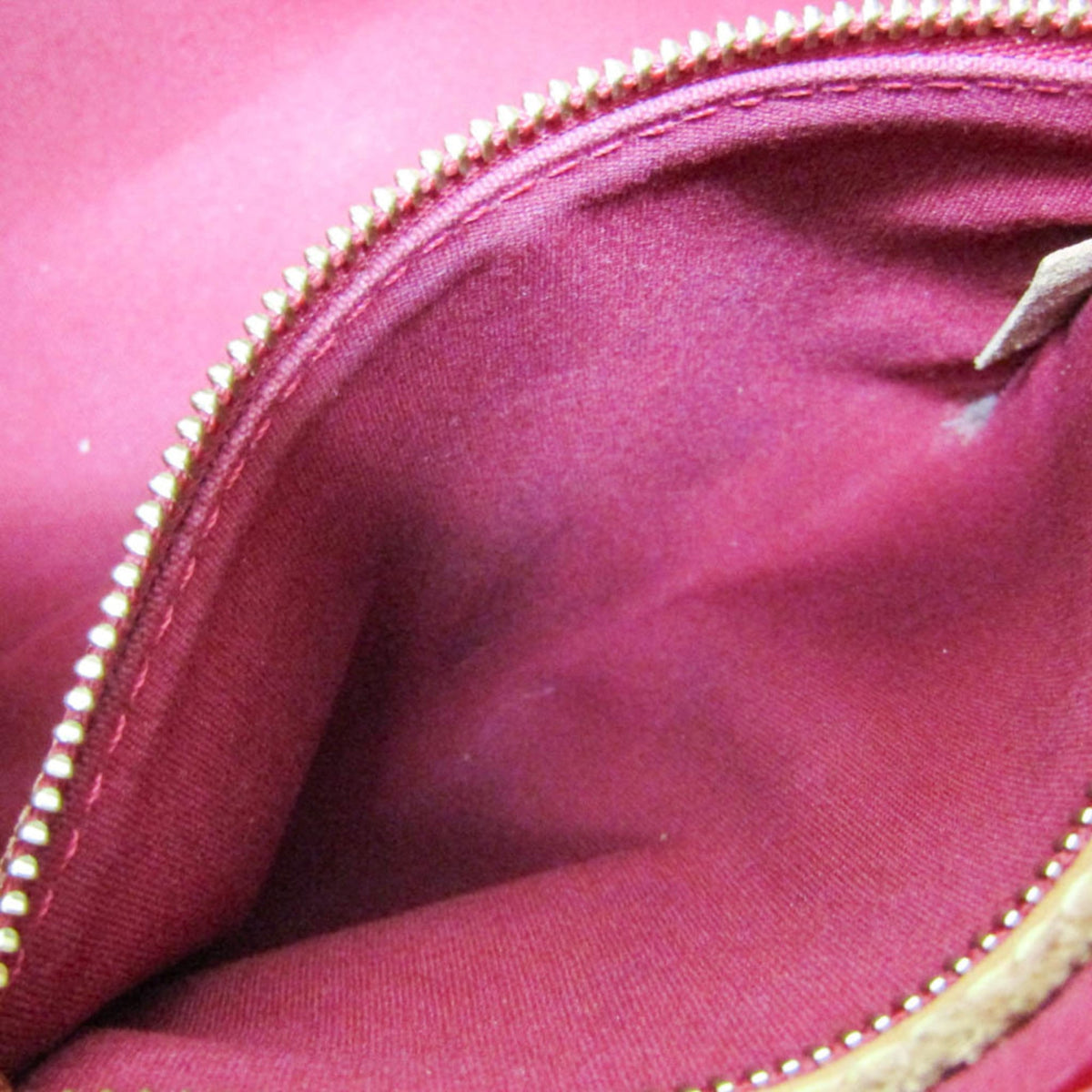Louis Vuitton Reade PM · Monogram Vernis