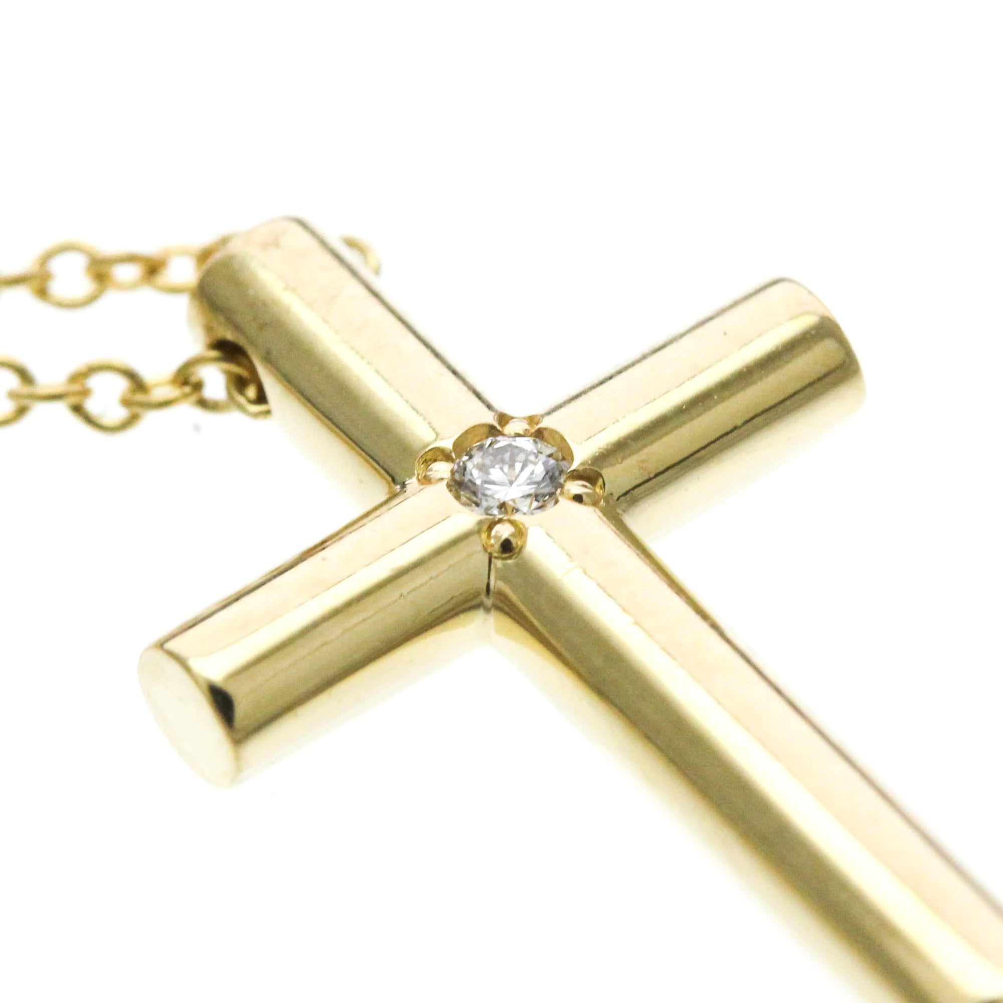 Tiffany Cross · 18K Yellow Gold · Diamond