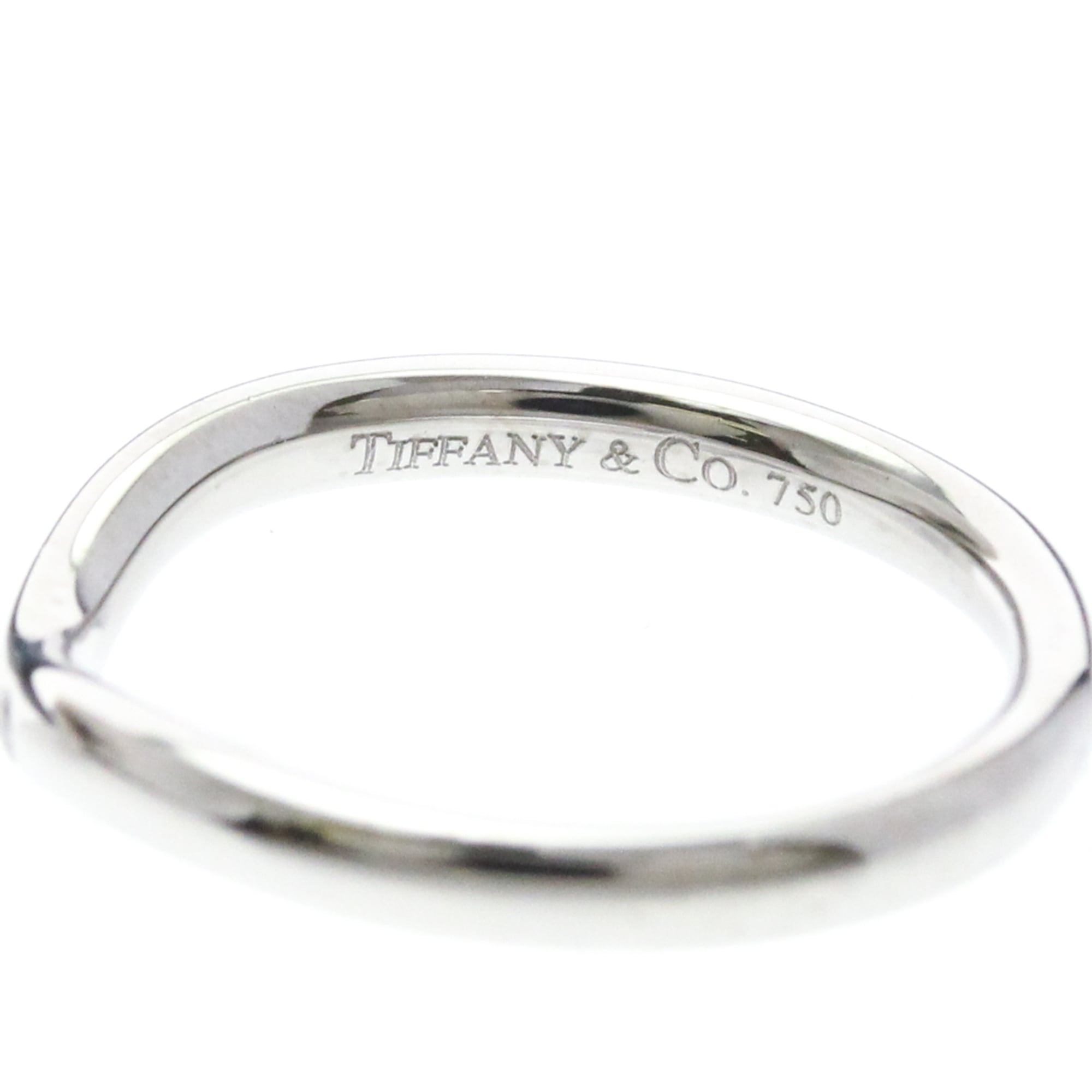 Tiffany Curved Band · Platinum · Diamonds