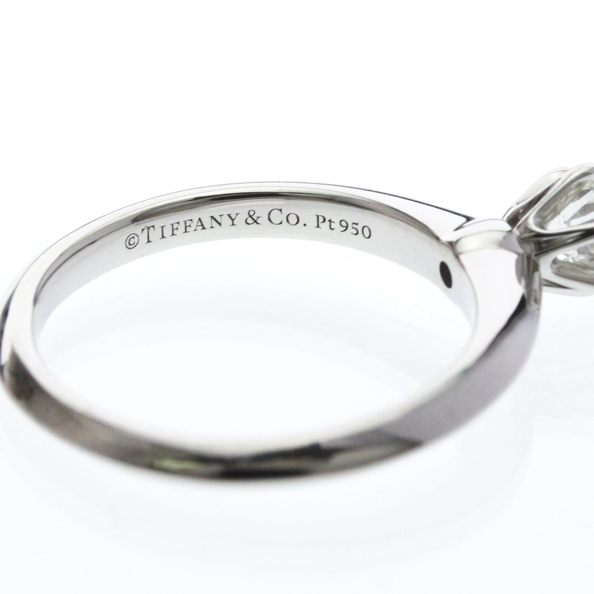 Tiffany Solitaire · Platinum · Diamond