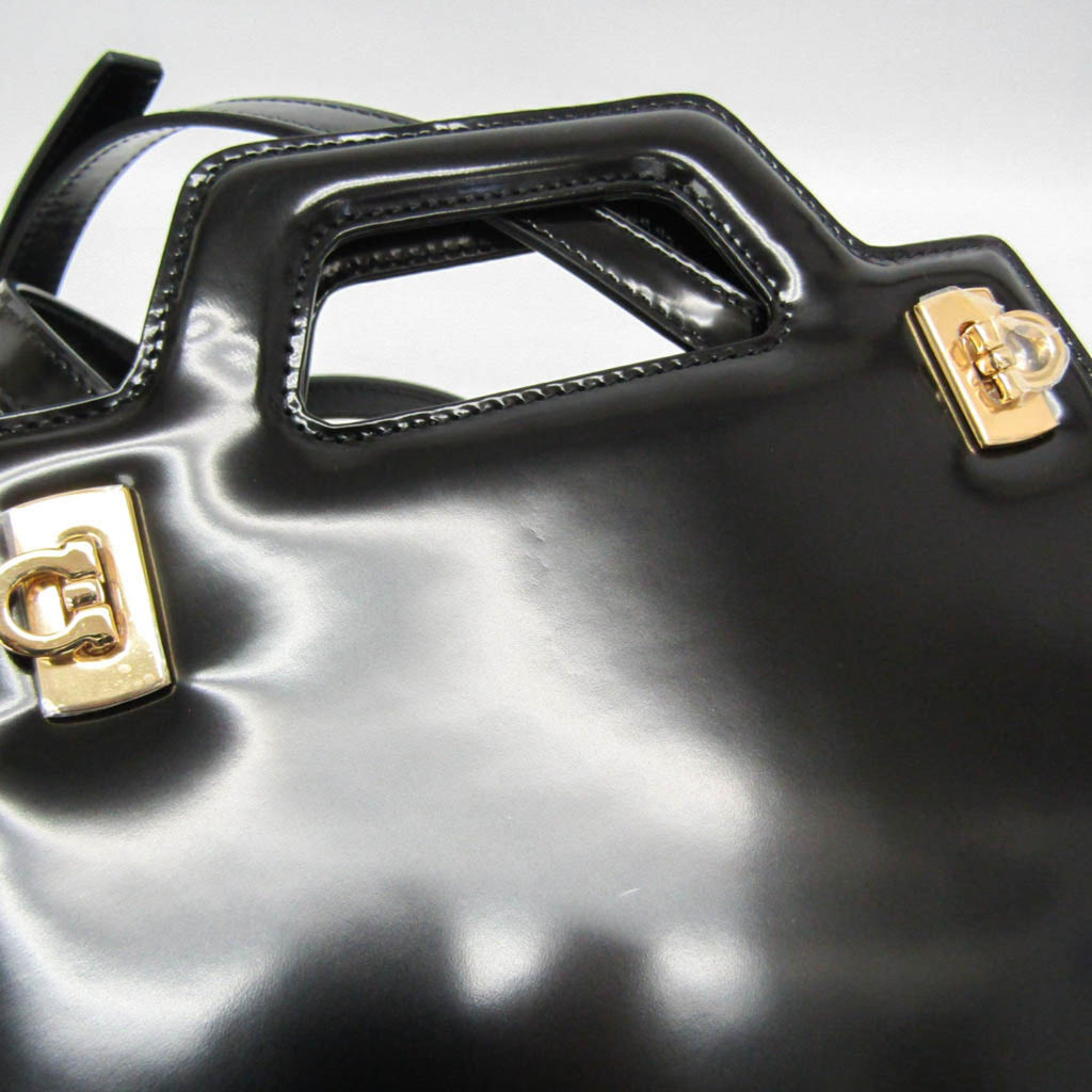 Salvatore Ferragamo Gancini · Leather