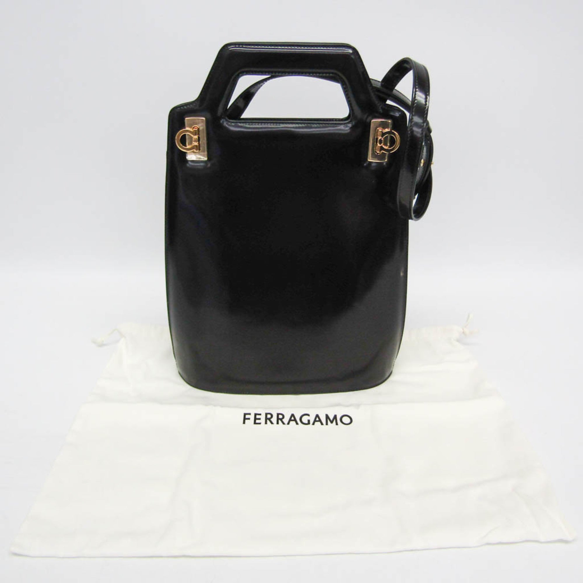 Salvatore Ferragamo Gancini · Wanda