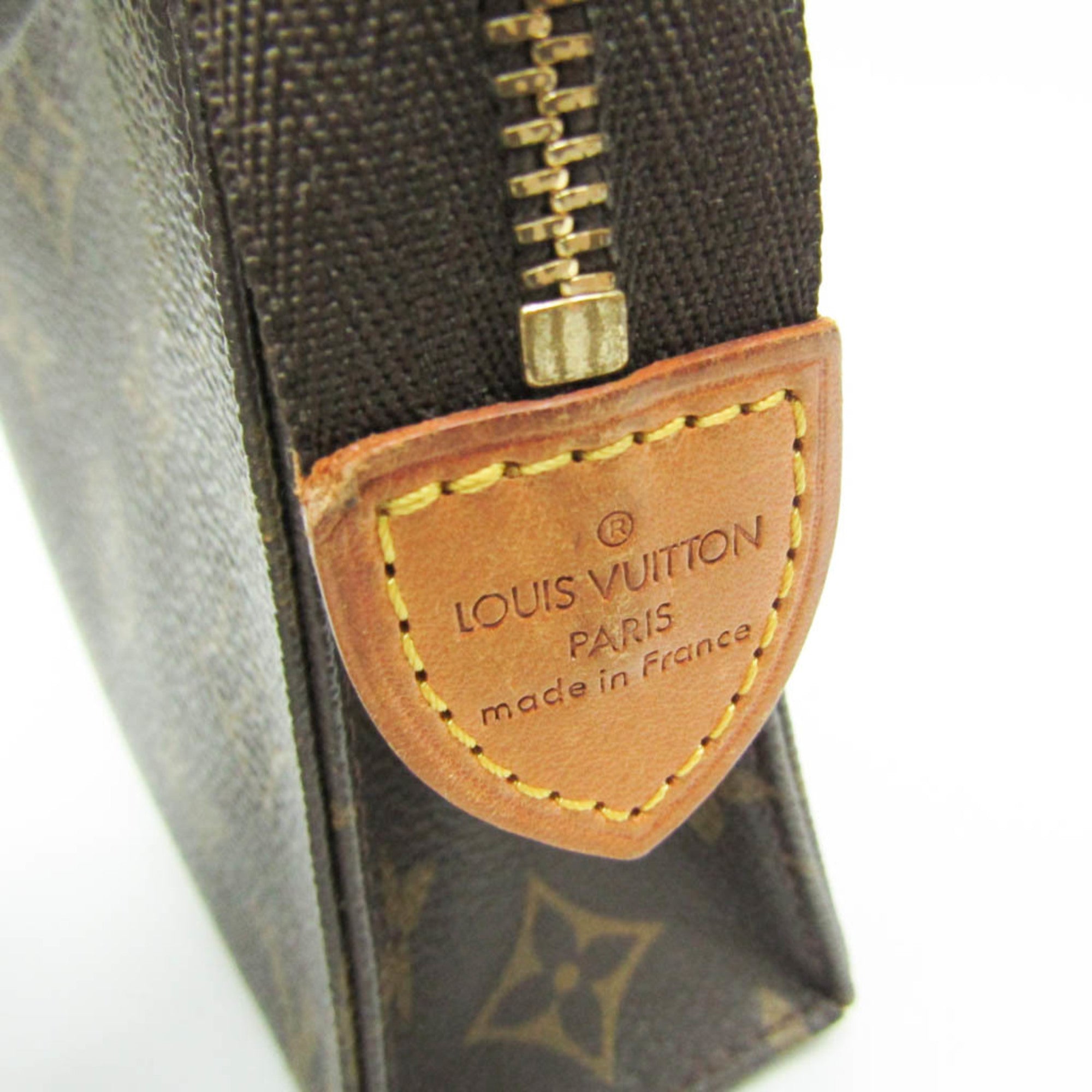 Louis Vuitton Poche Toilette 19 · Monogram