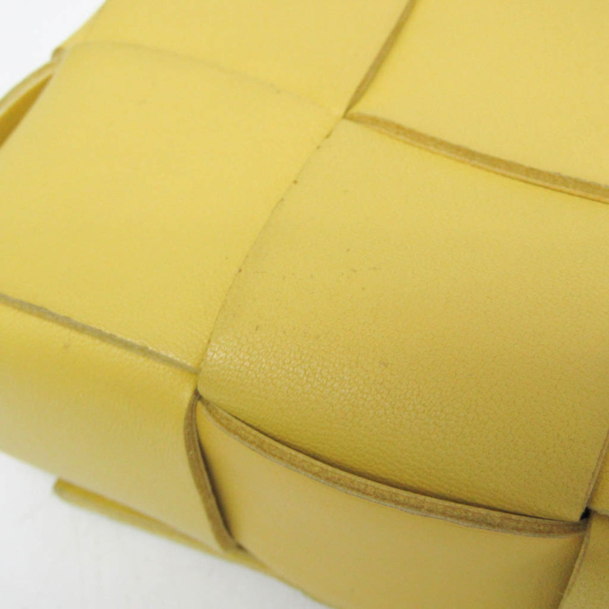 Bottega Veneta Intrecciato Cassette · Lamb