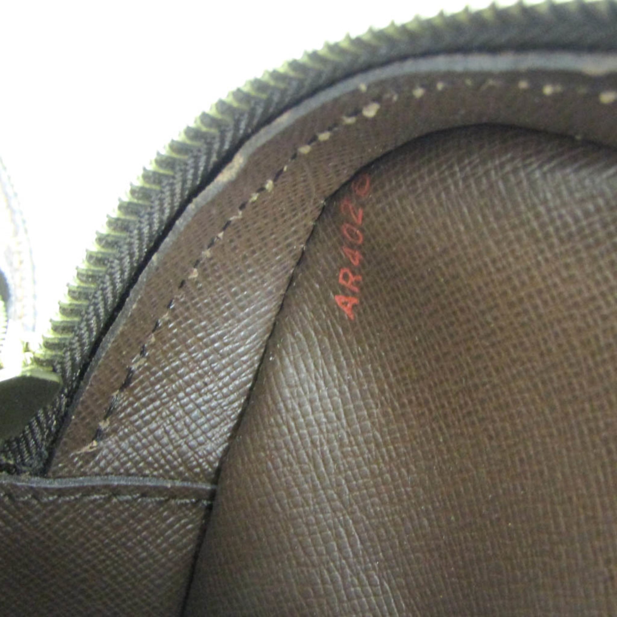 Louis Vuitton Nile · Damier Canvas
