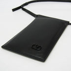Valentino Garavani Smartphone Pouch · Leather