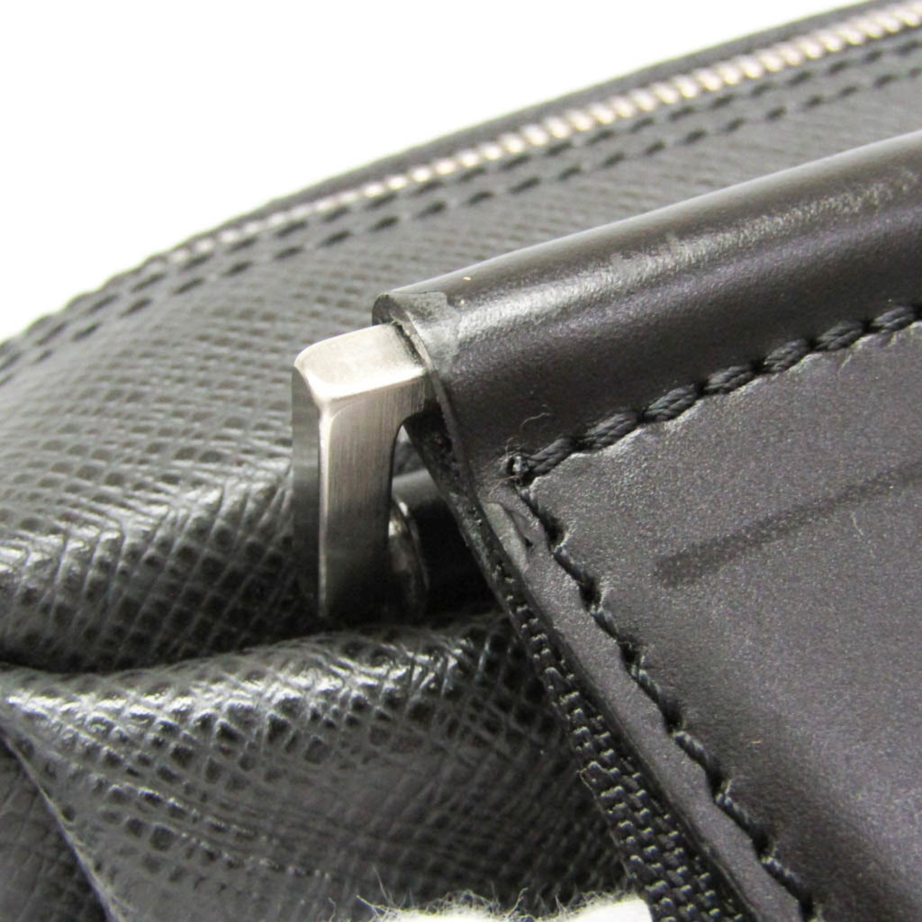 Louis Vuitton Taiga Beluga · Shoulder Bag