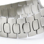 Omega Seamaster Professional 200M · Steel