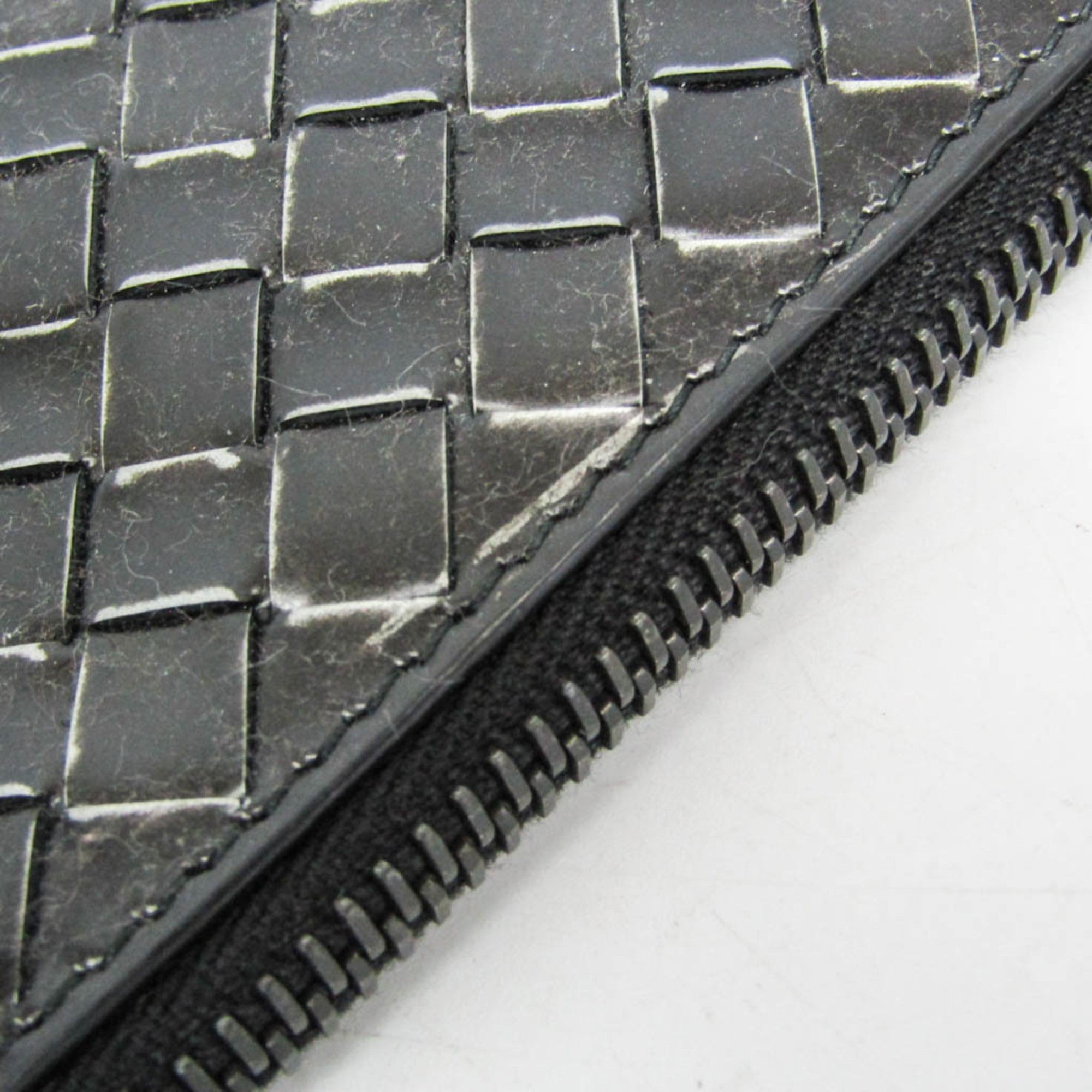 Bottega Veneta Intrecciato · Leather Clutch