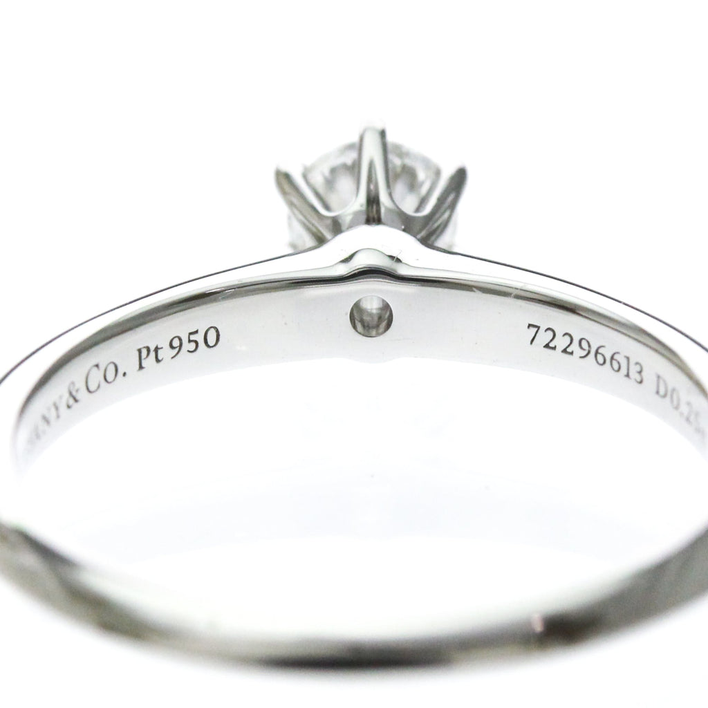 Tiffany Solitaire · Diamond · Platinum · VVS2