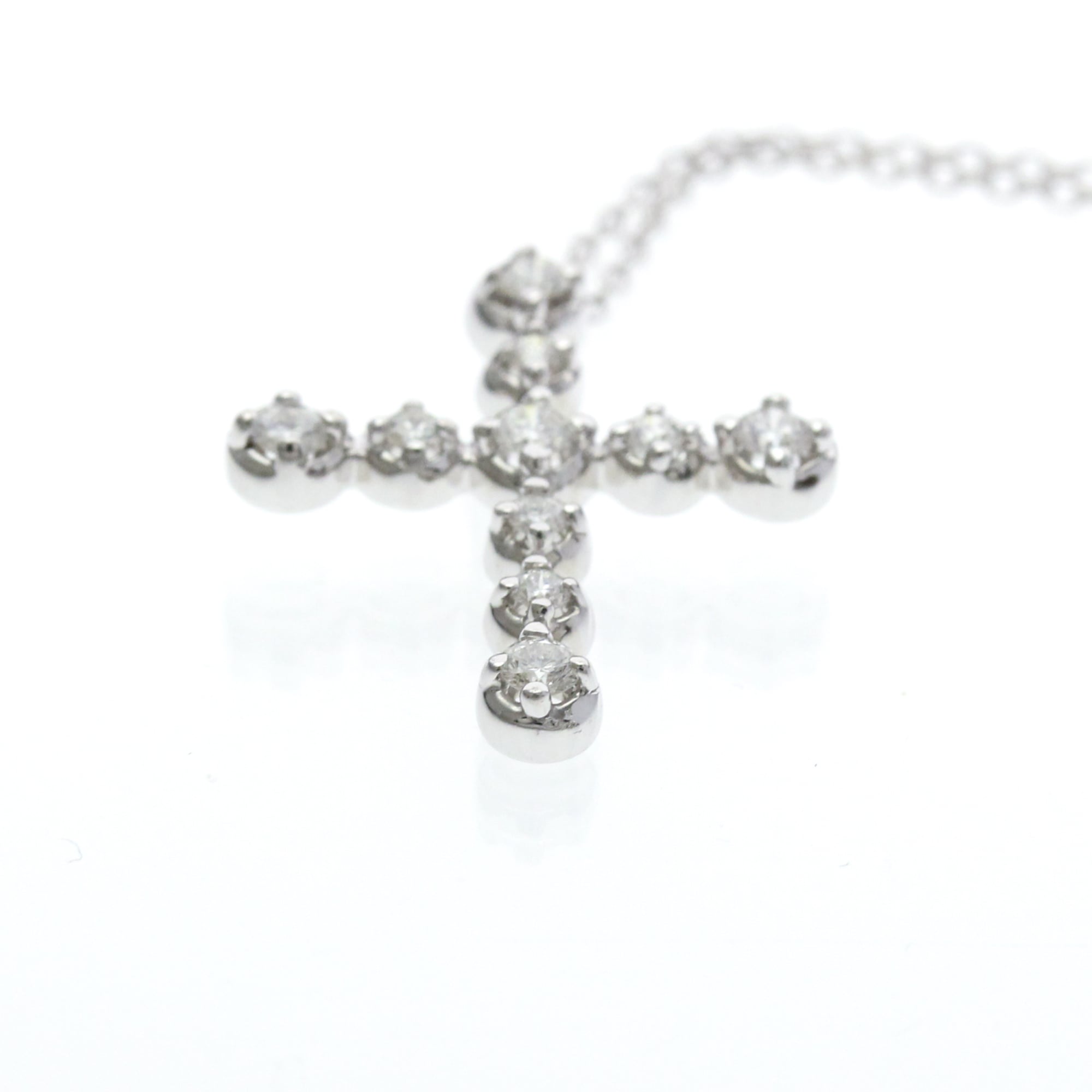 Tiffany Tenderness · 18K White Gold · Diamond