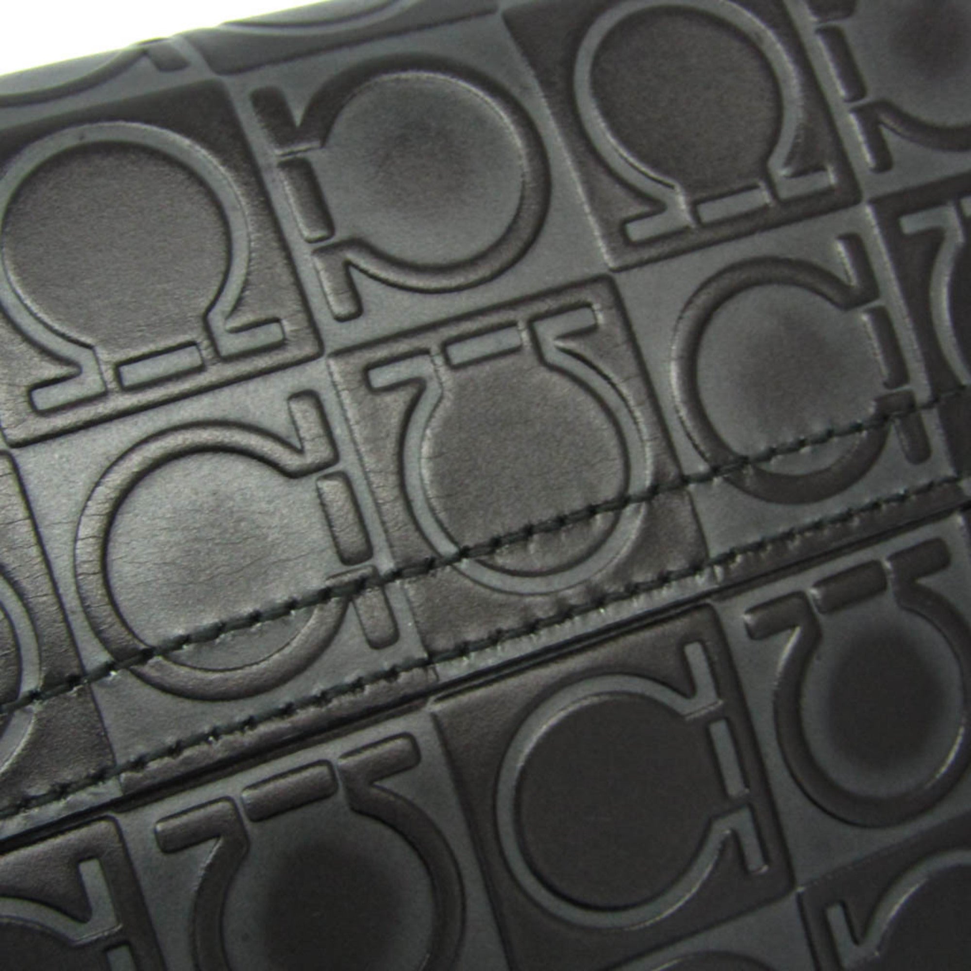 Salvatore Ferragamo Gancini · Embossed