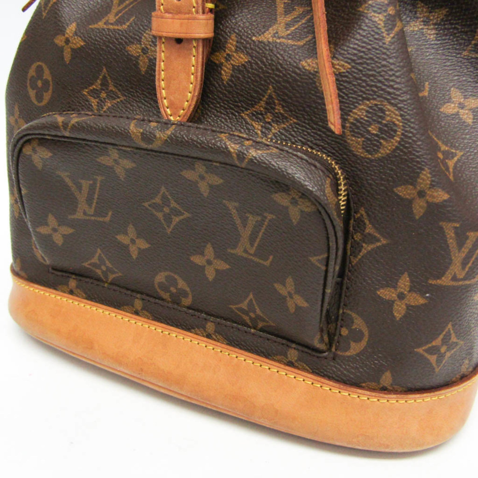 Louis Vuitton Montsouris MM · Monogram