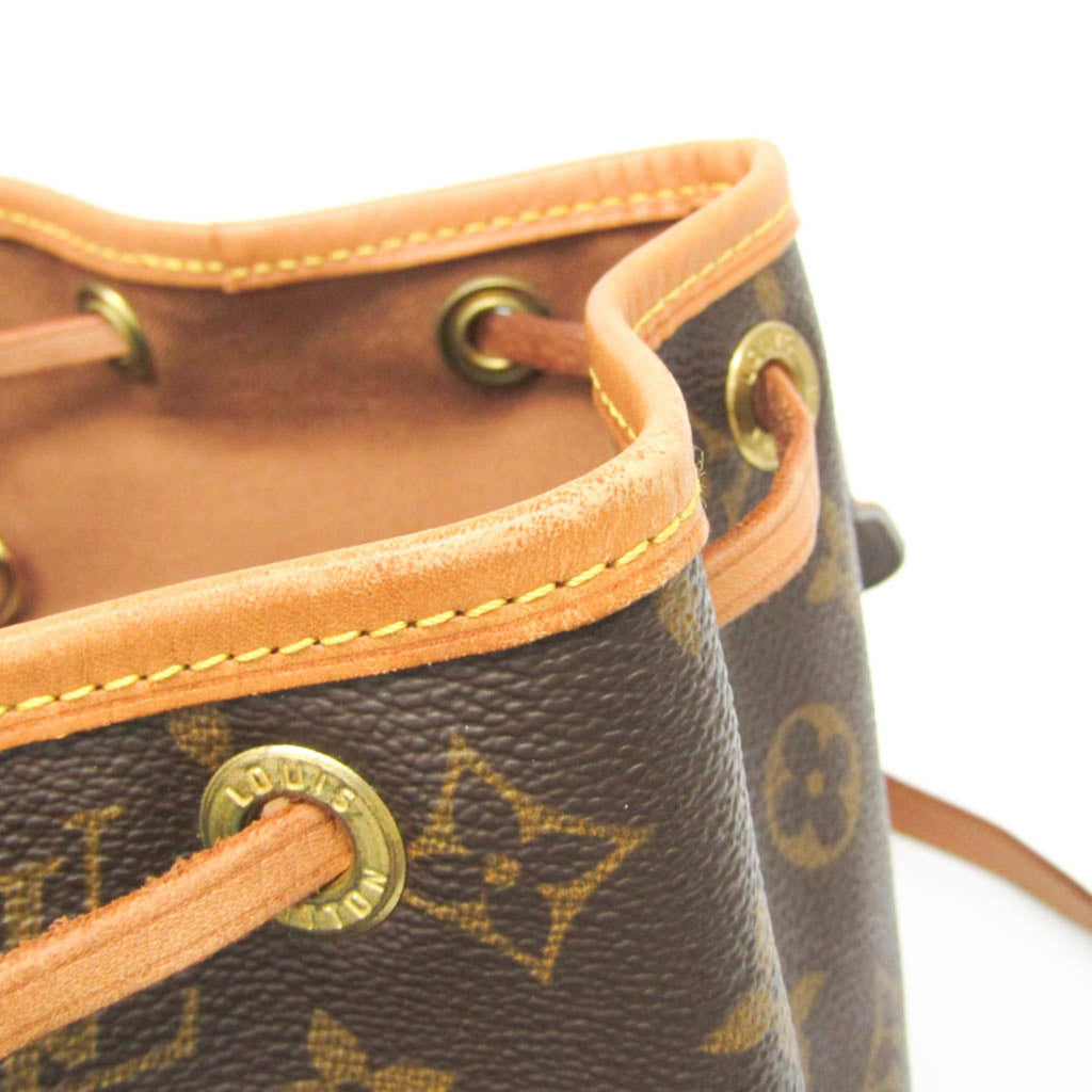 Louis Vuitton Montsouris MM · Monogram