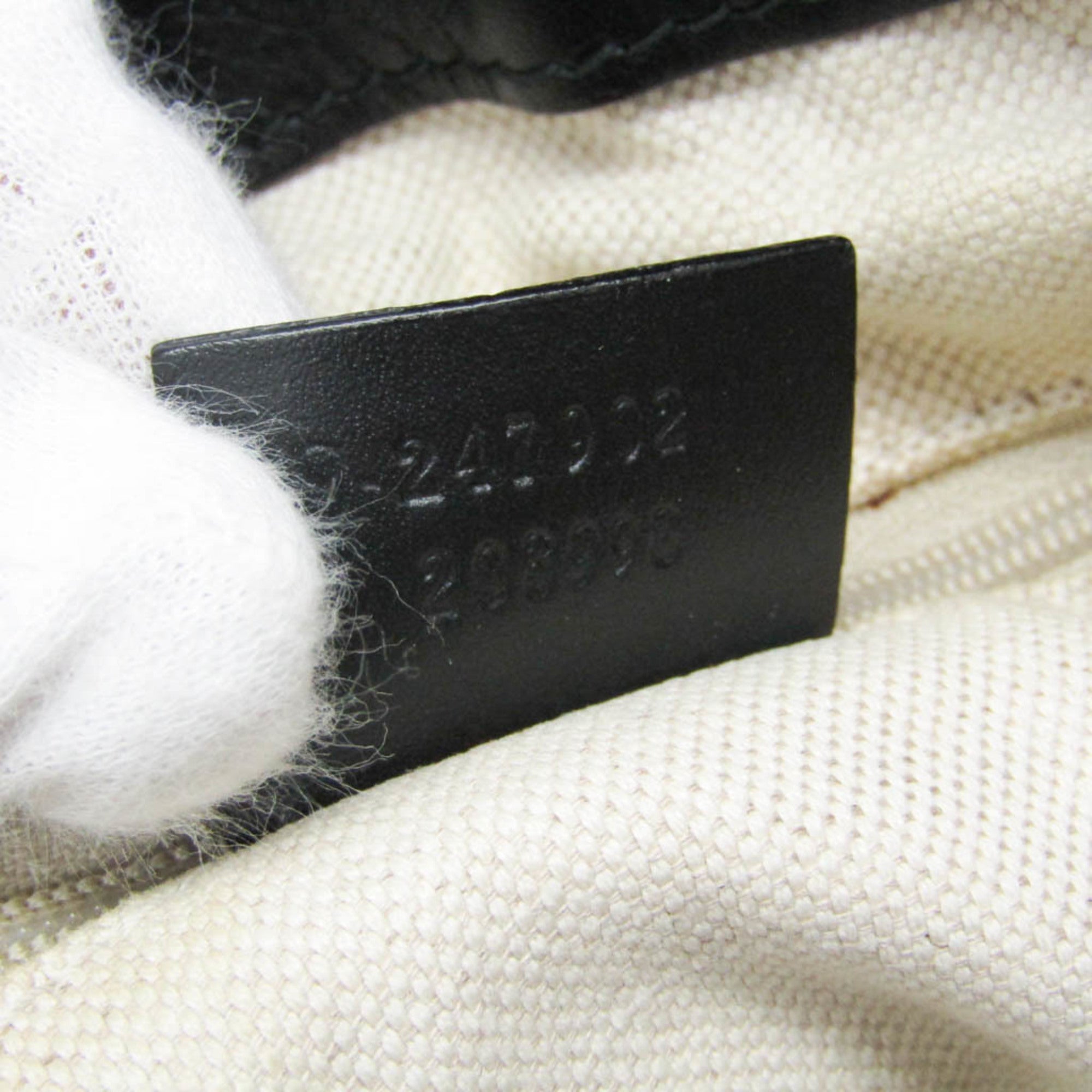 Gucci Sukey · Diamante Canvas