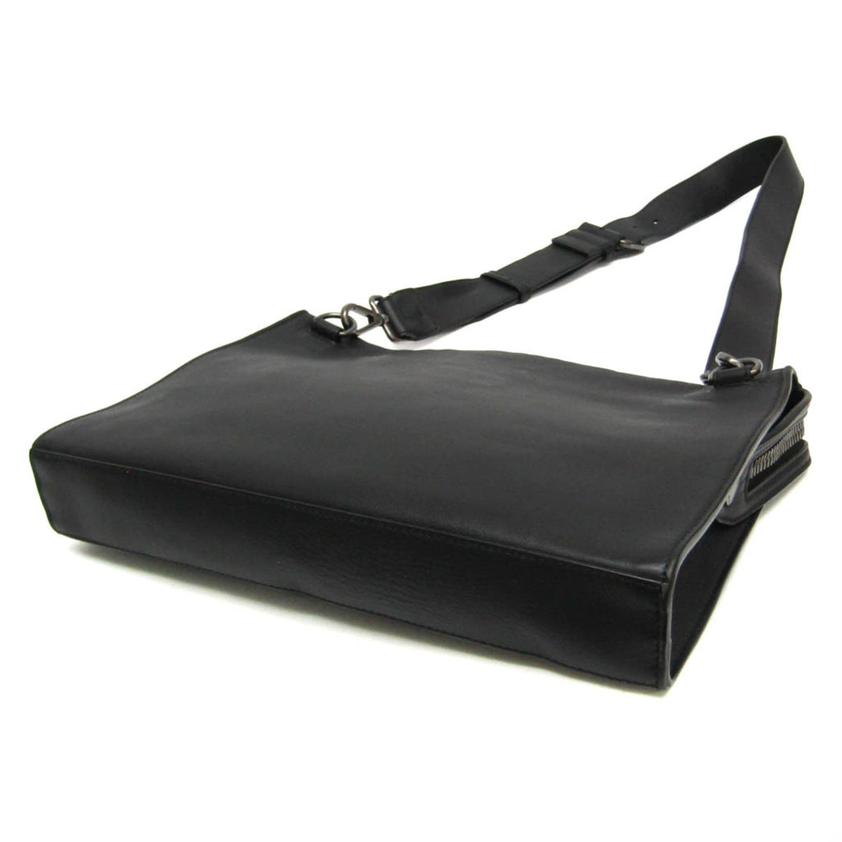 Fendi Crossbody · Leather Messenger