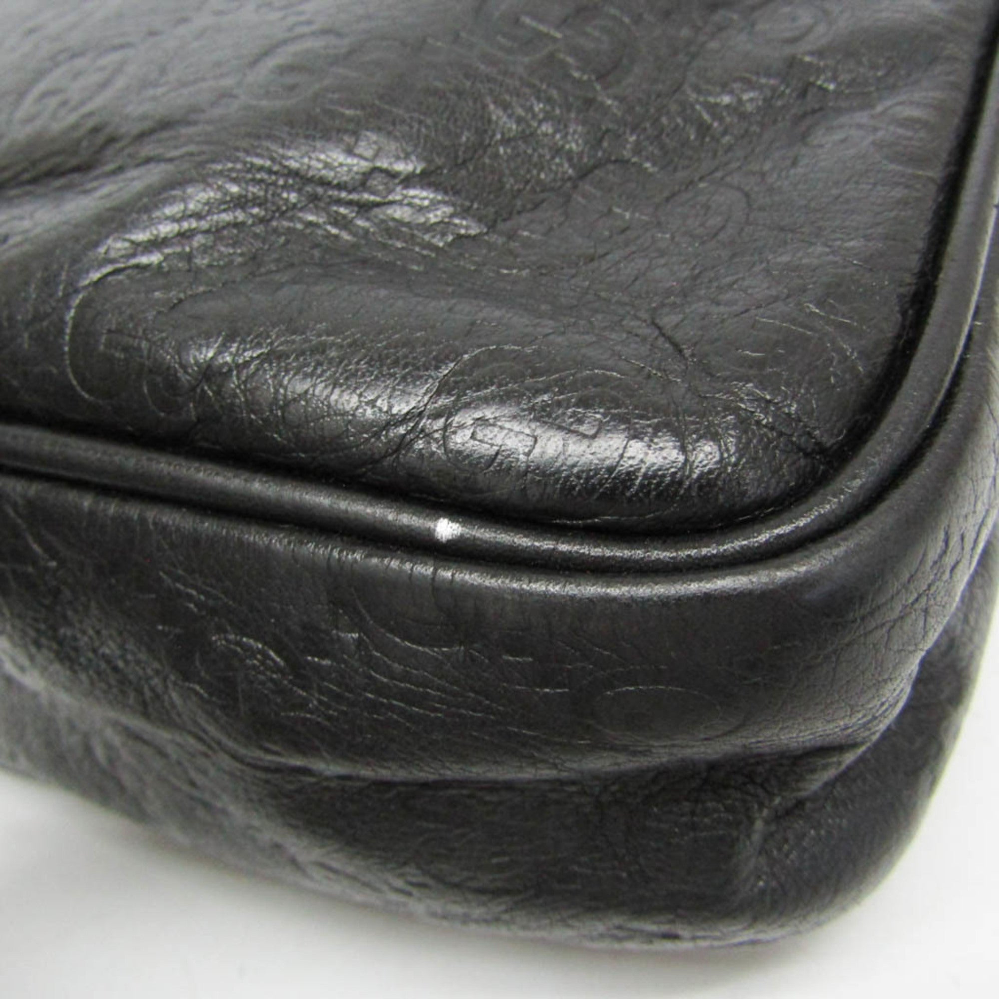 Gucci Guccissima · Embossed Leather