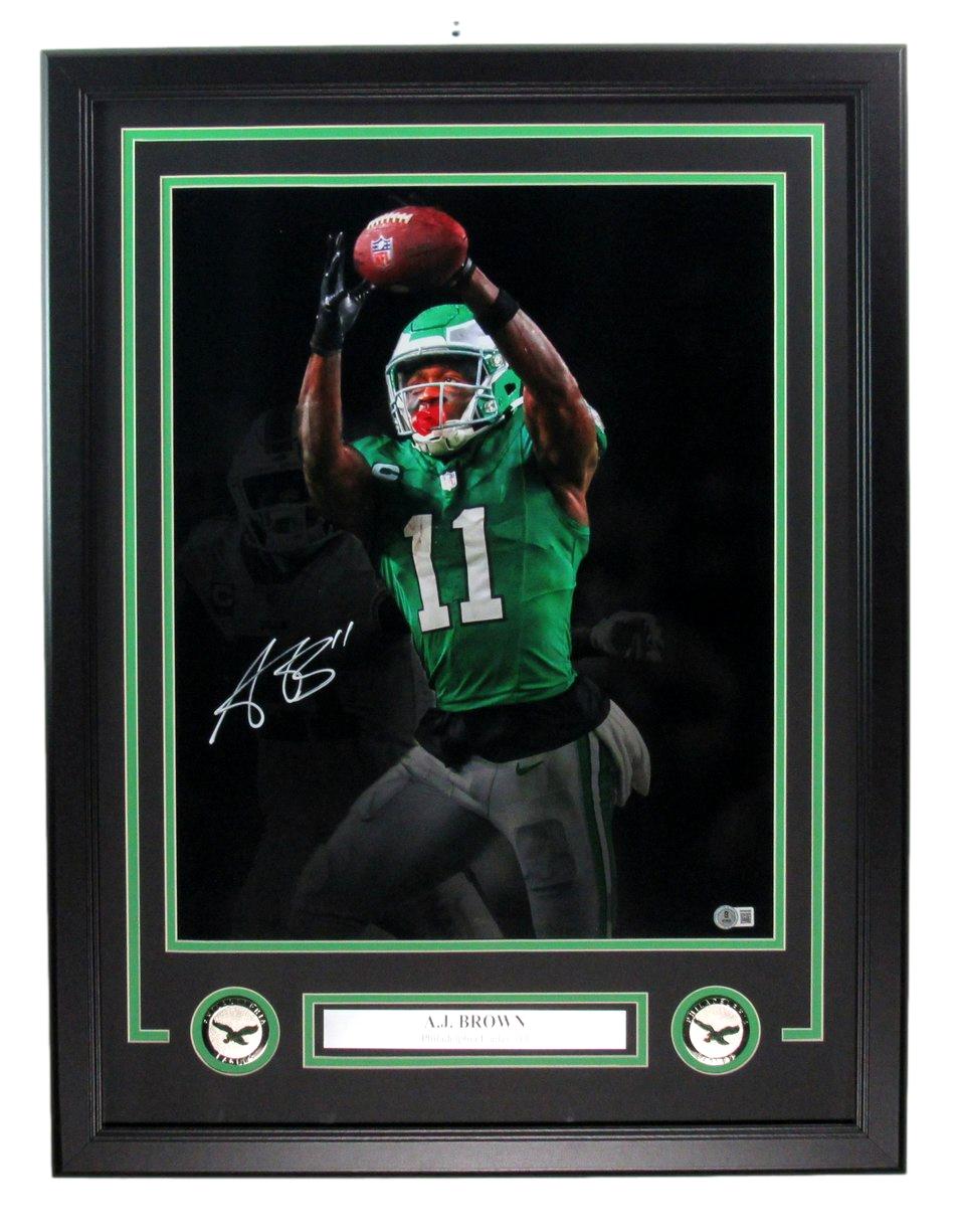A.J. Brown Autographed 16x20 Photo Philadelphia Eagles Framed Beckett 193523