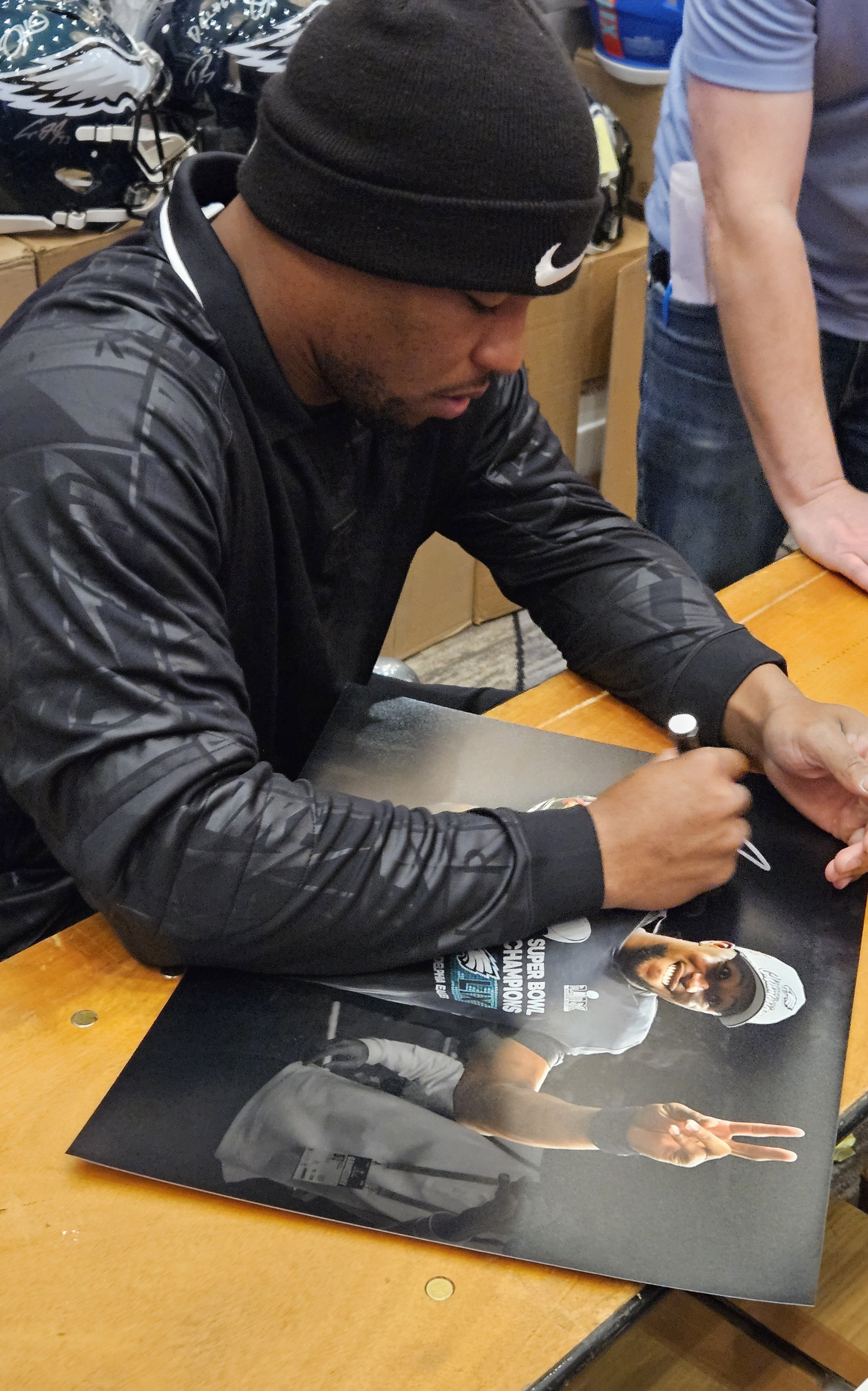 Saquon Barkley Autographed White 16x20 Photo Philadelphia Eagles PSA/DNA 192777