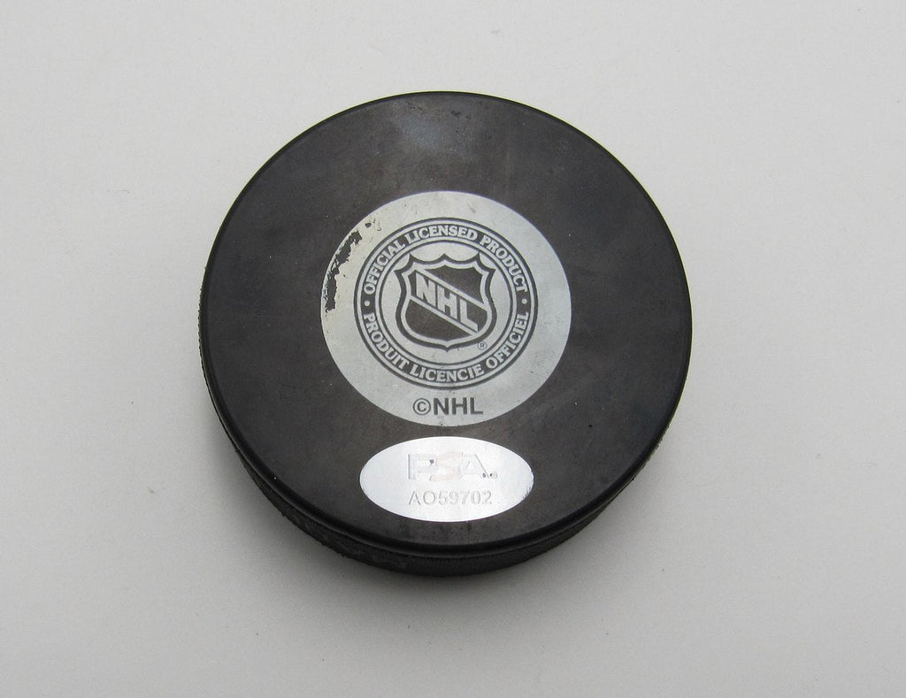 Joe Sakic HOF Signed/Autographed Colorado Avalanche Hockey Puck PSA 193968