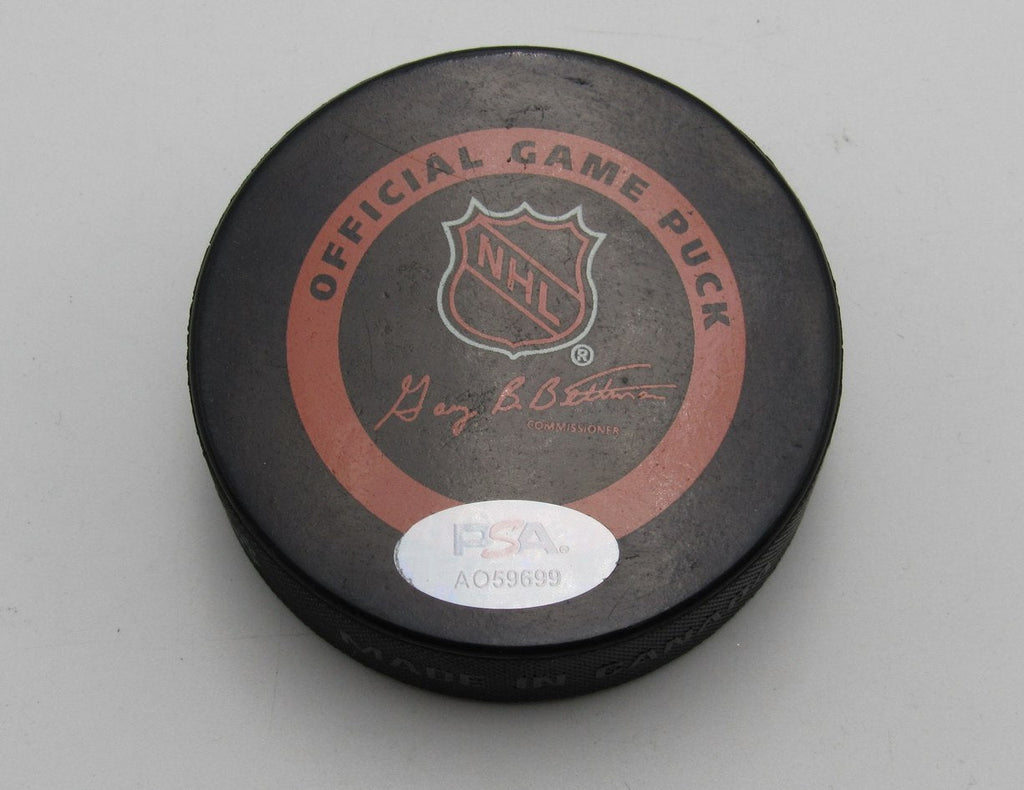 Ray Bourque HOF Signed/Auto Official Game Hockey Puck Boston Bruins PSA 194275