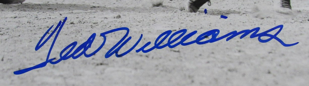 Ted Williams HOF Signed/Auto 16x20 B/W Photo Boston Red Sox PSA/DNA 194052